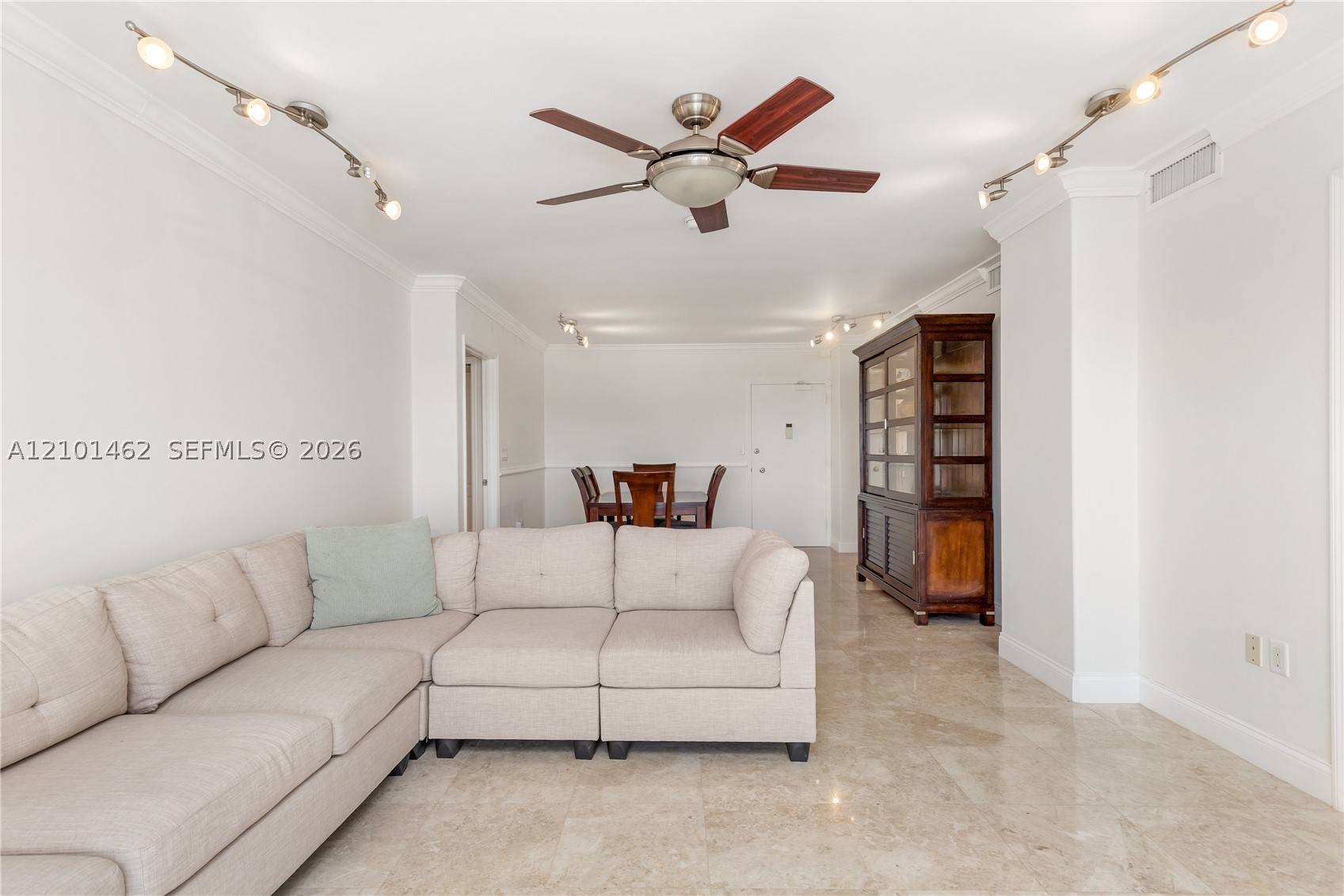 image Arlen House West17