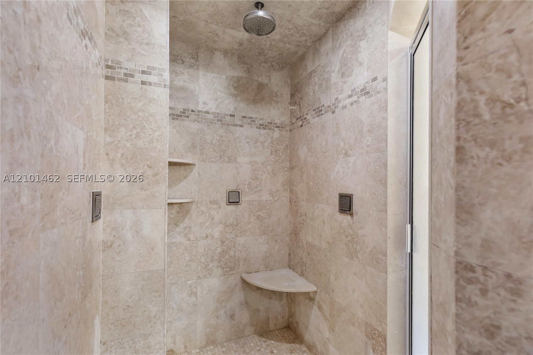image Arlen House West21