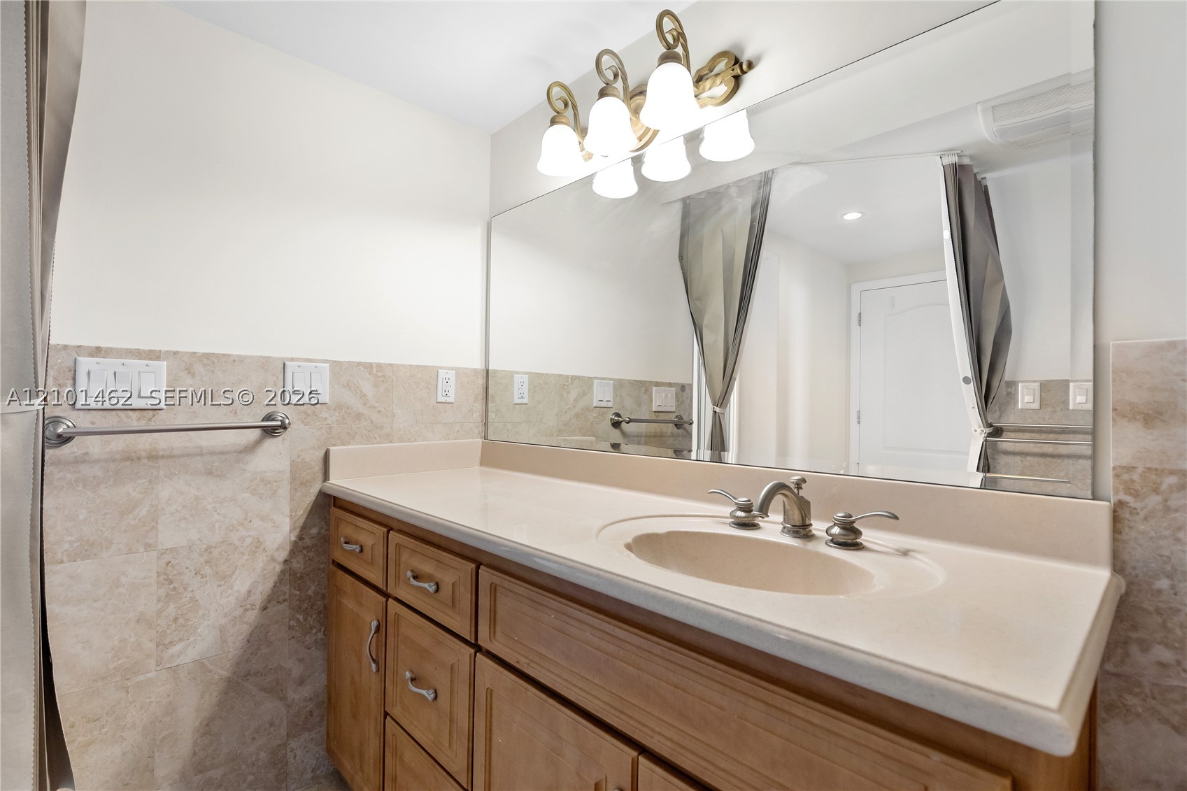 image Arlen House West31