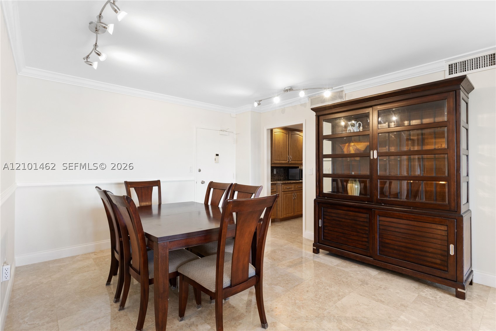 image Arlen House West37