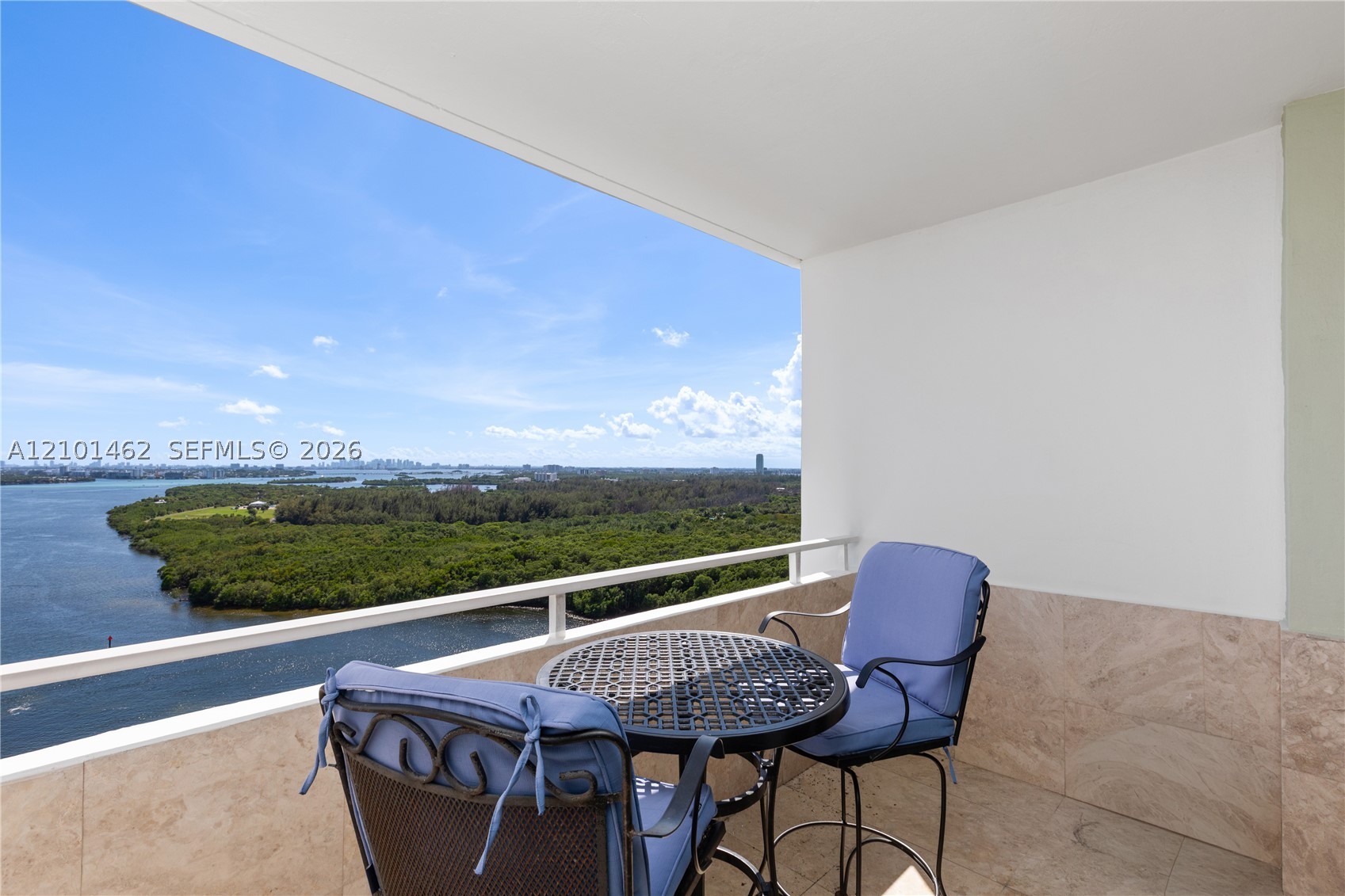 image Arlen House West39