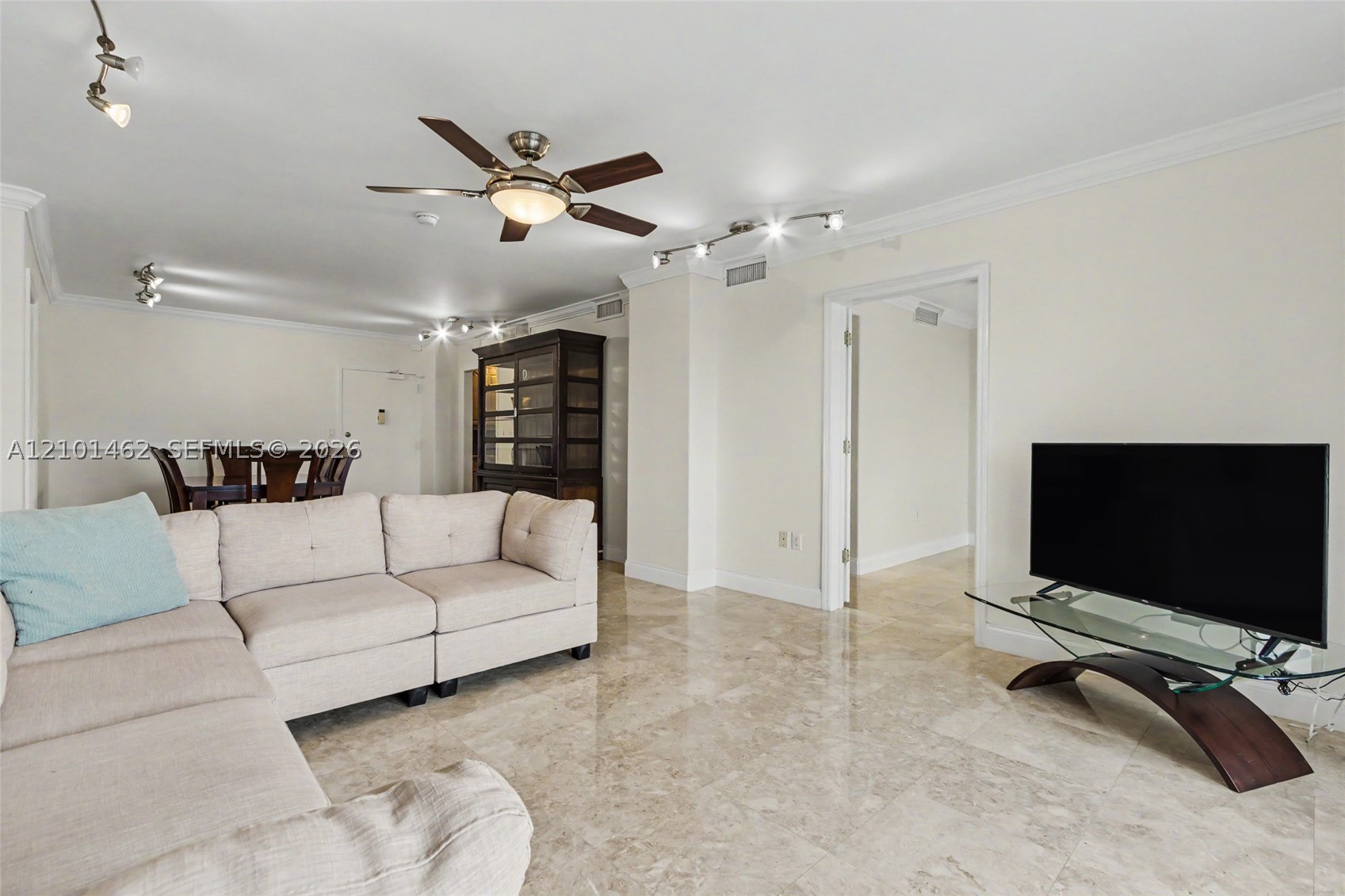 image Arlen House West48