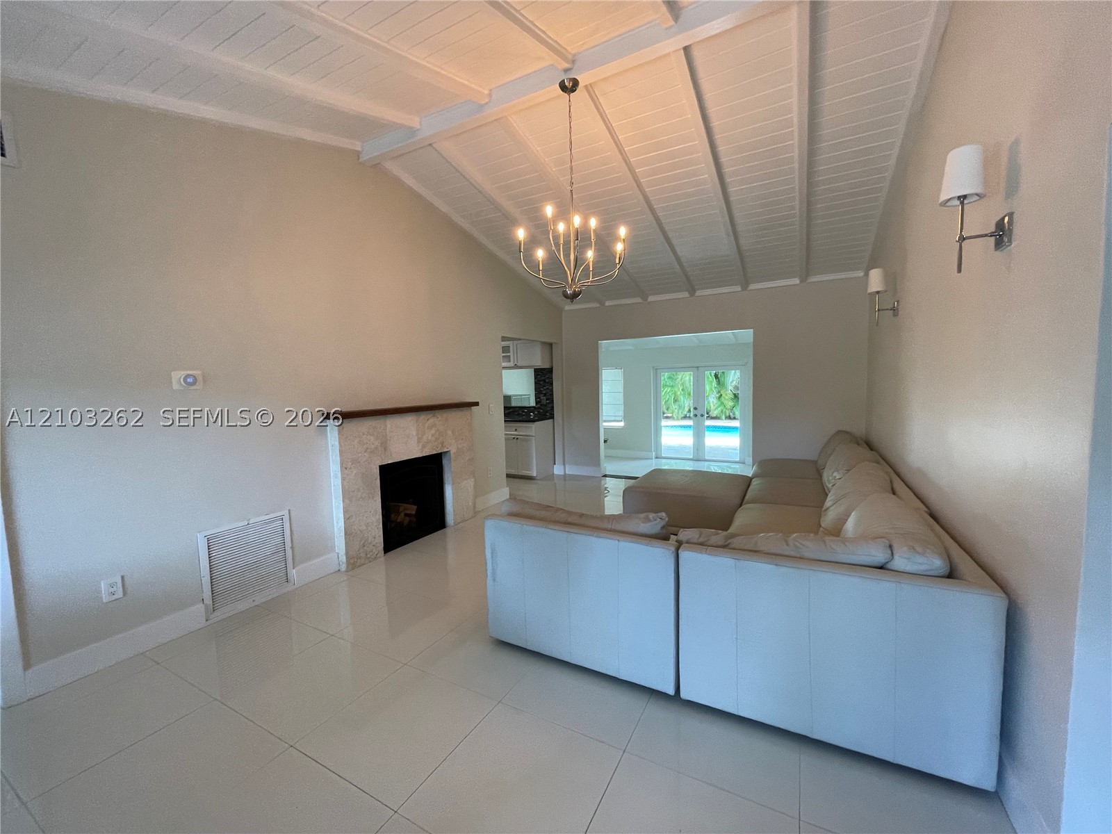 6129 SW 28th St Miami, FL 33155