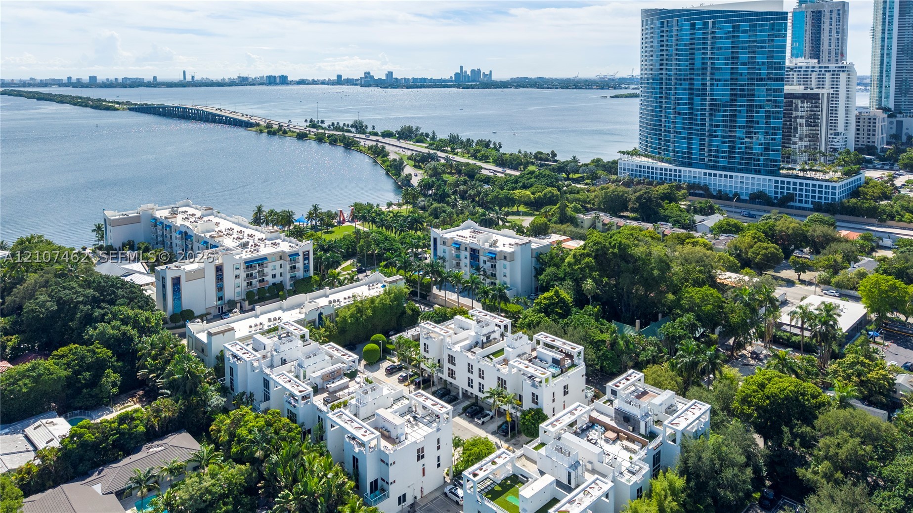 455 NE 39th St #110 Miami, FL 33137