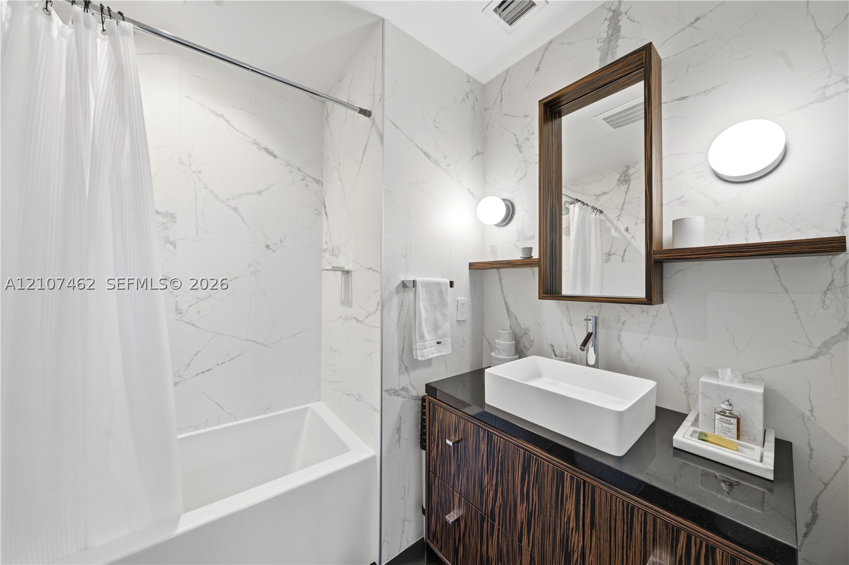 455 NE 39th St #110 Miami, FL 33137