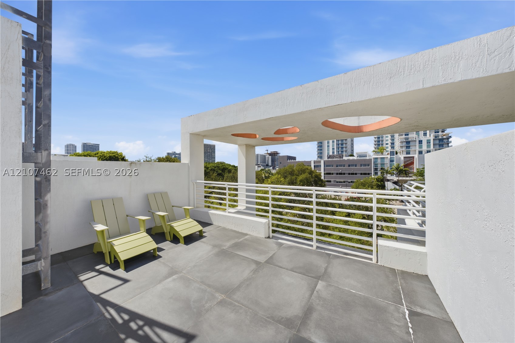 455 NE 39th St #110 Miami, FL 33137