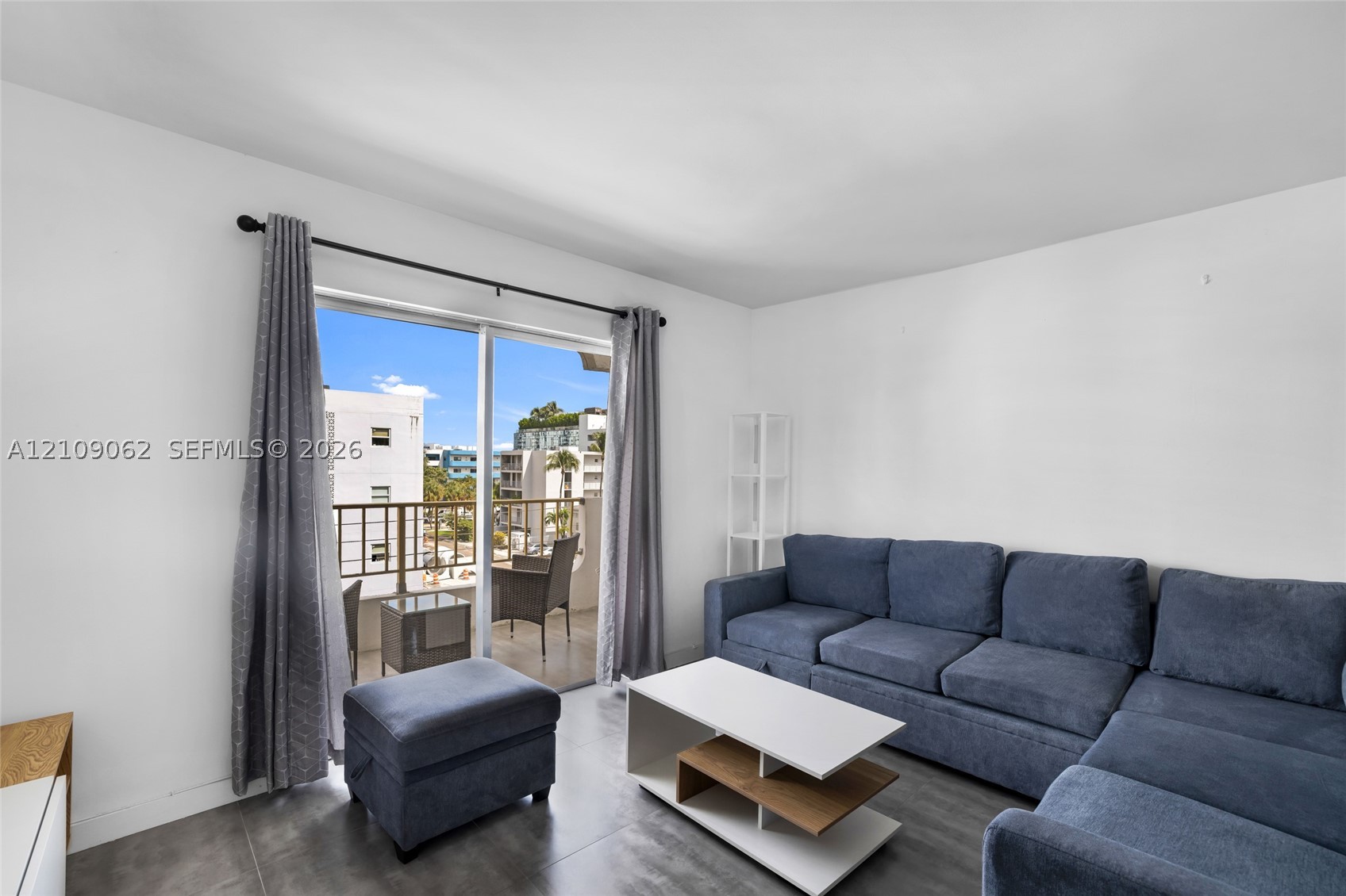 1580 West Ave #504