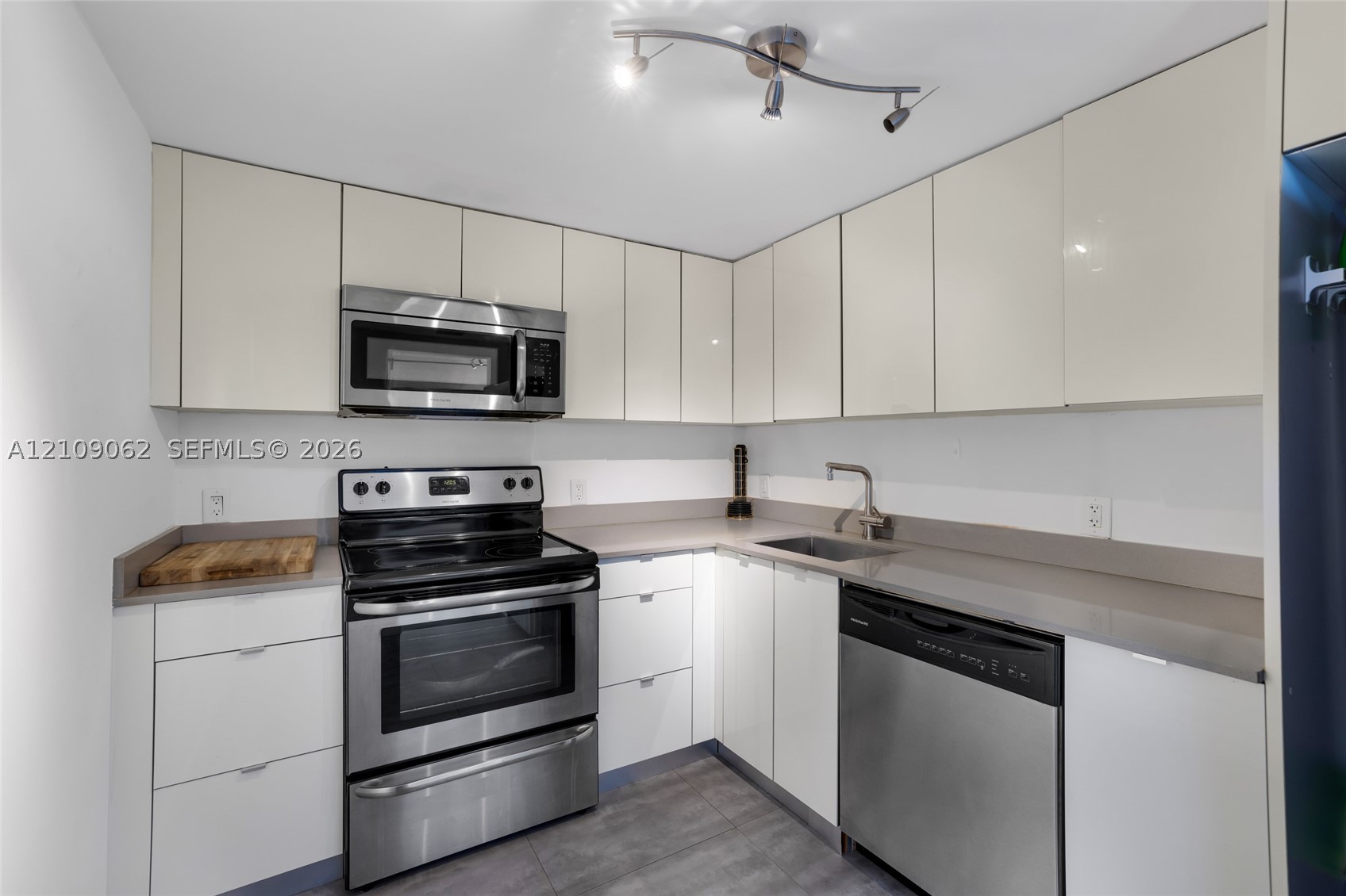 1580 West Ave #504 Miami Beach, FL 33139