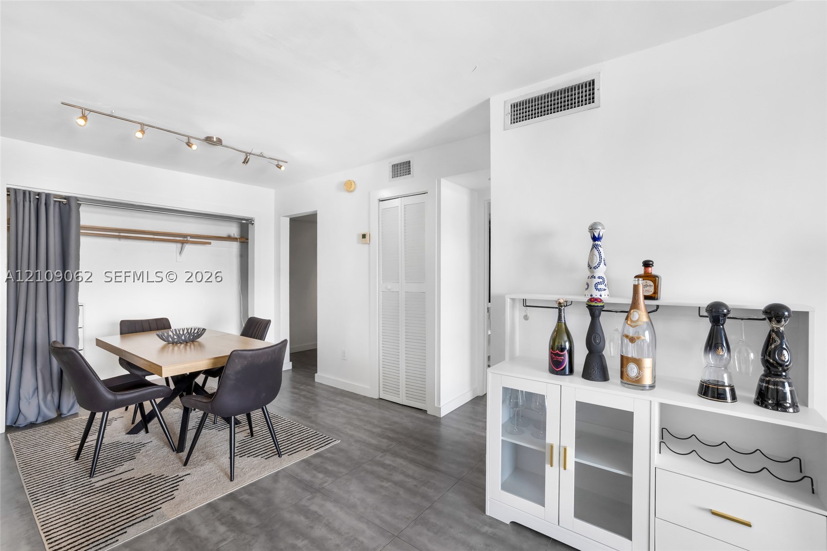 1580 West Ave #504 Miami Beach, FL 33139
