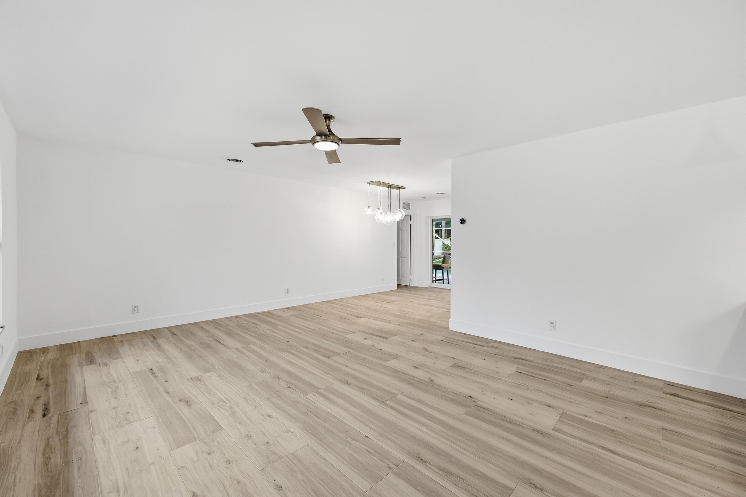 7 River Tequesta, FL 33469