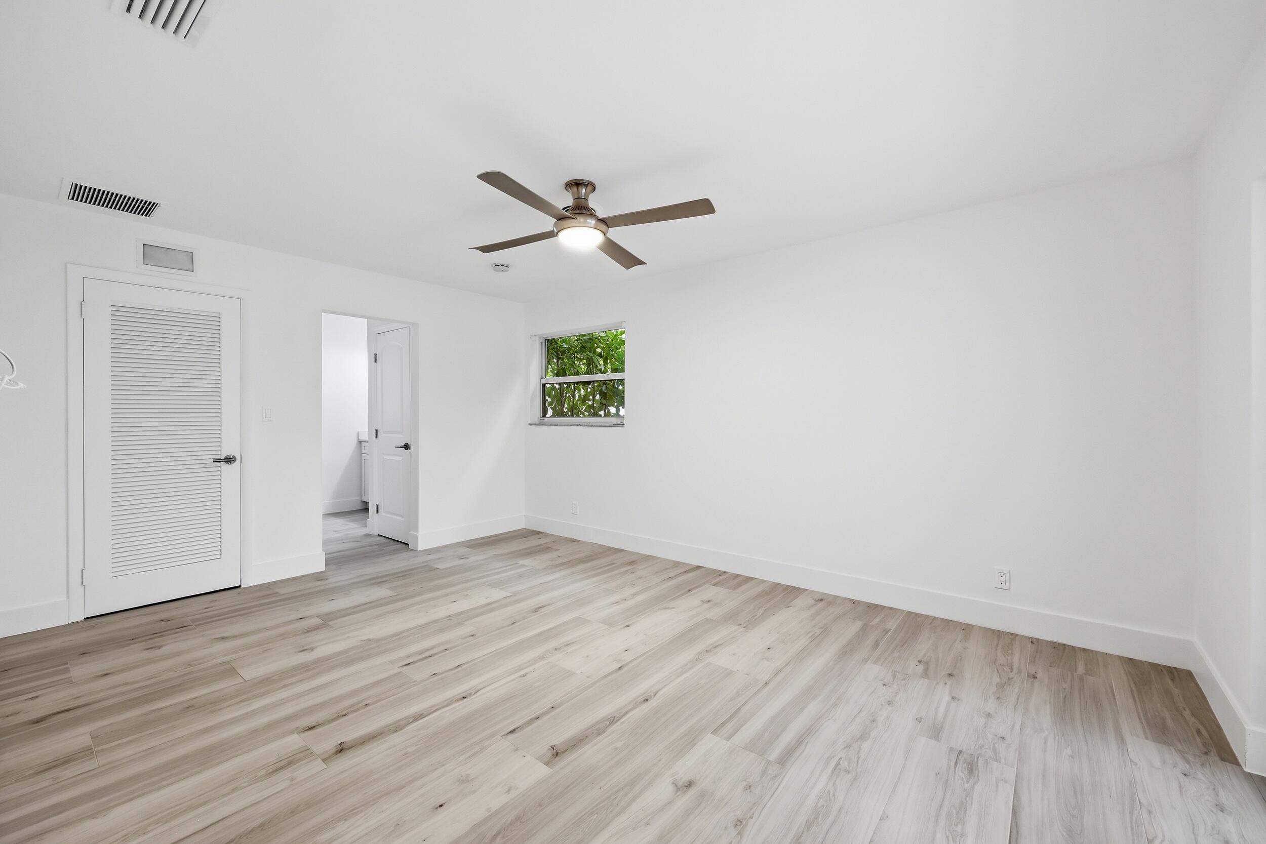 7 River Tequesta, FL 33469