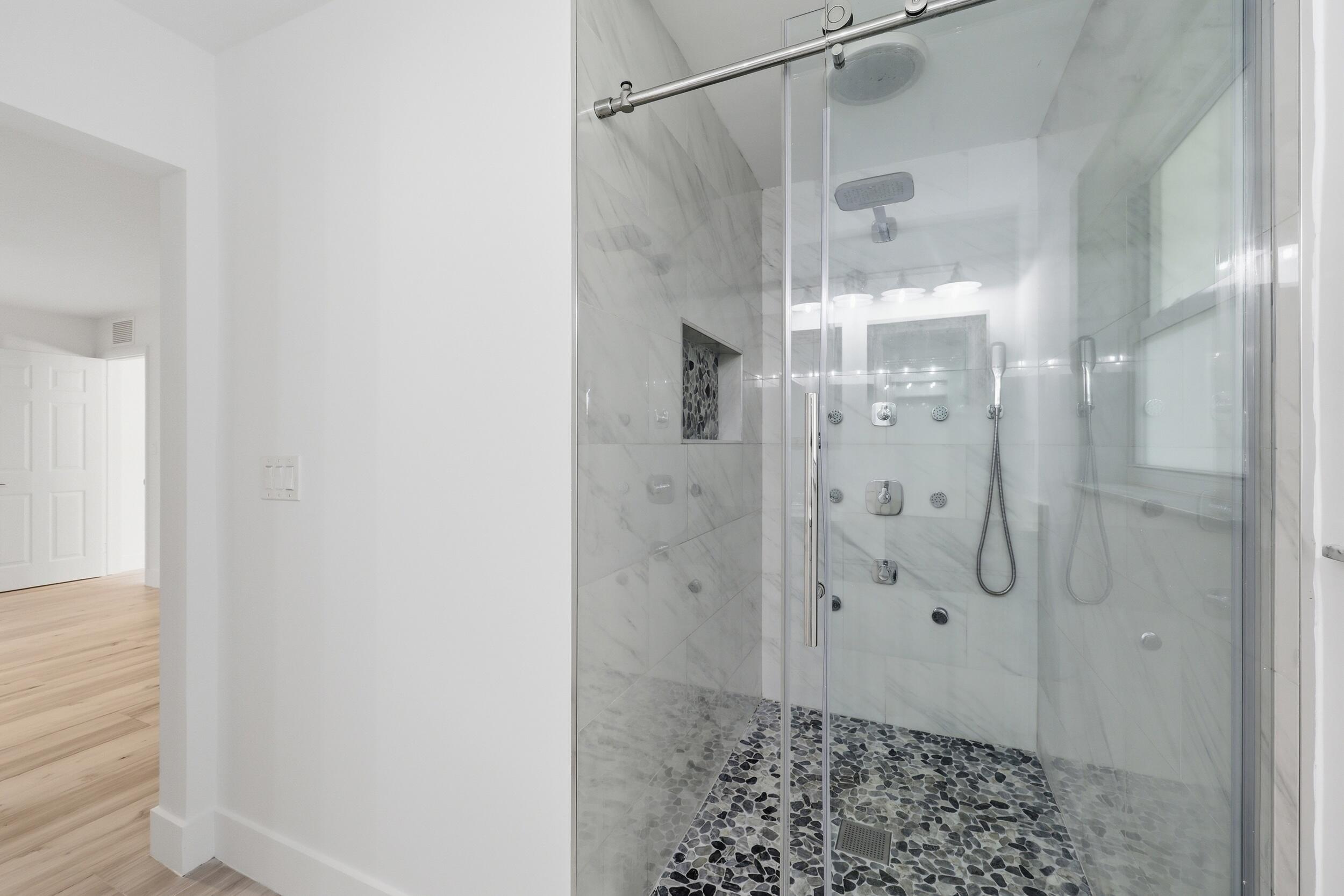 7 River Tequesta, FL 33469