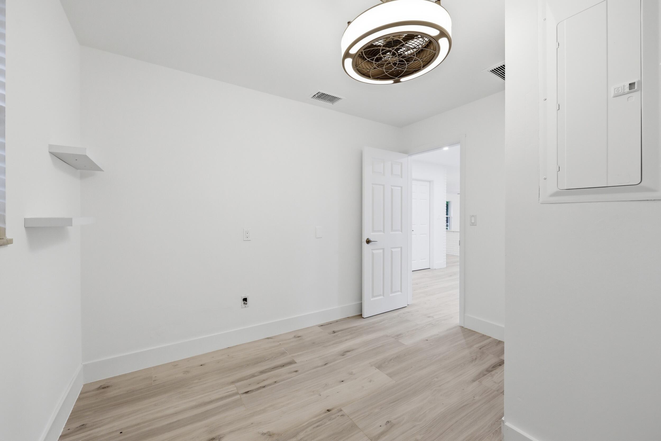 7 River Tequesta, FL 33469