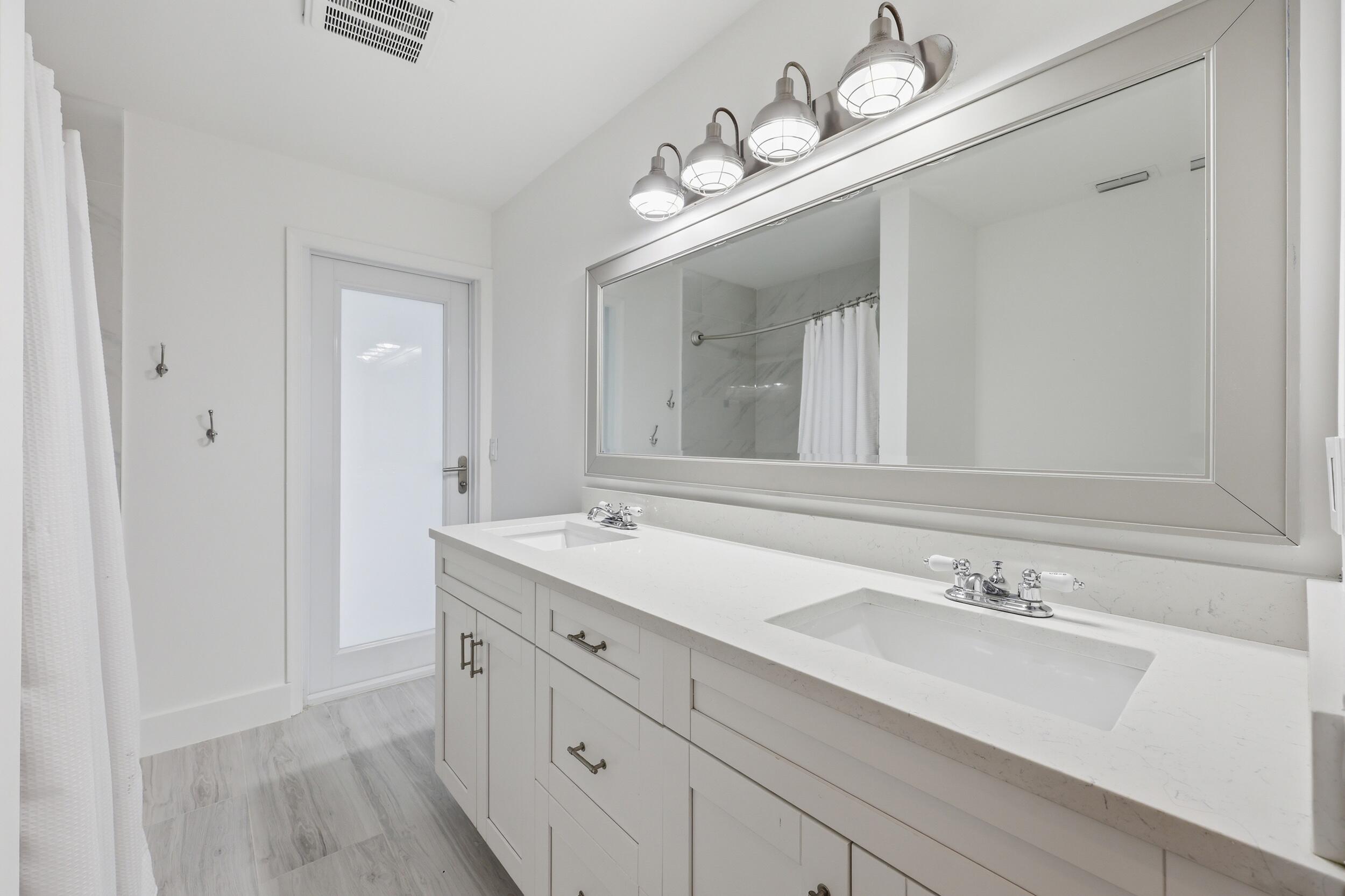 7 River Tequesta, FL 33469