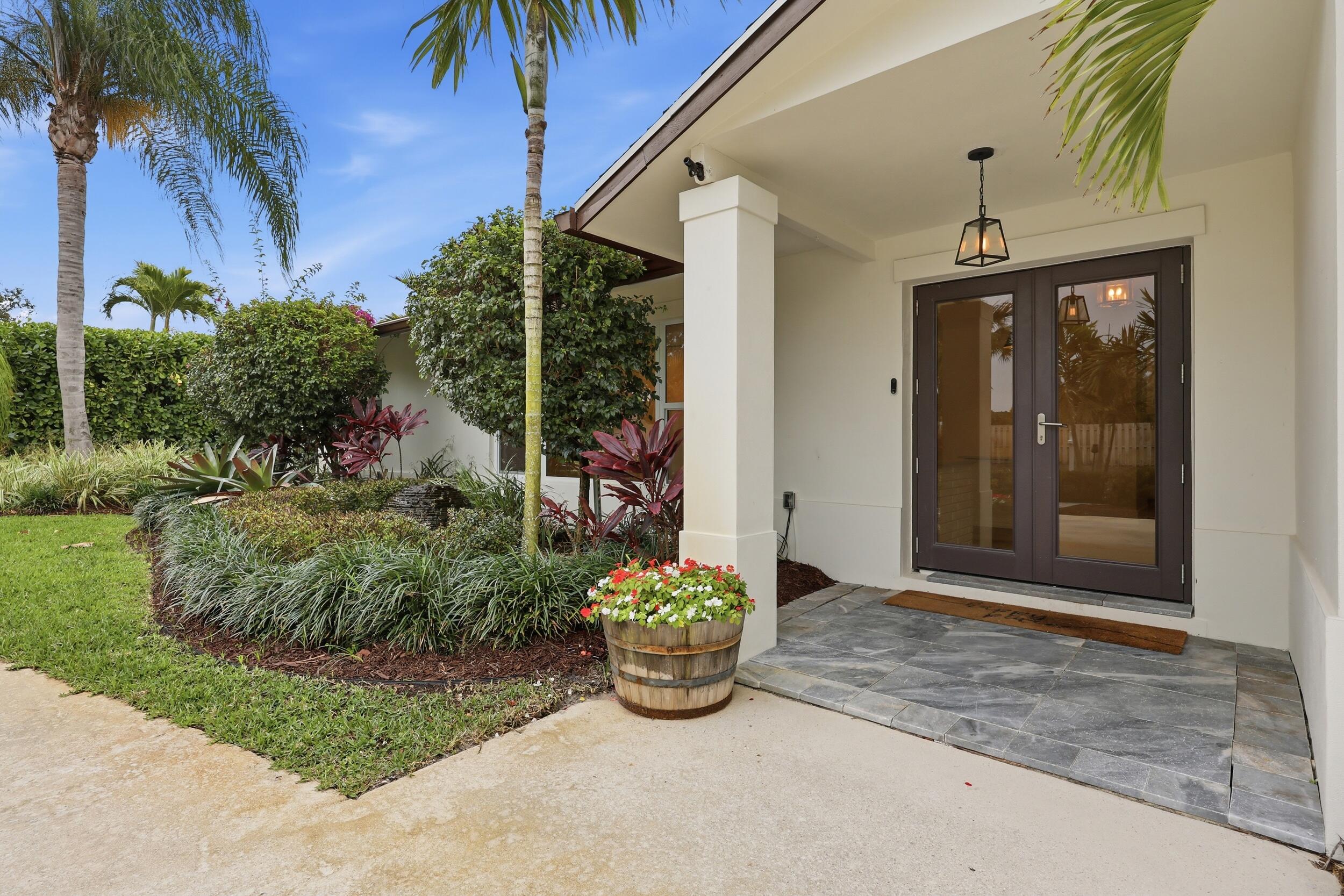 7 River Tequesta, FL 33469