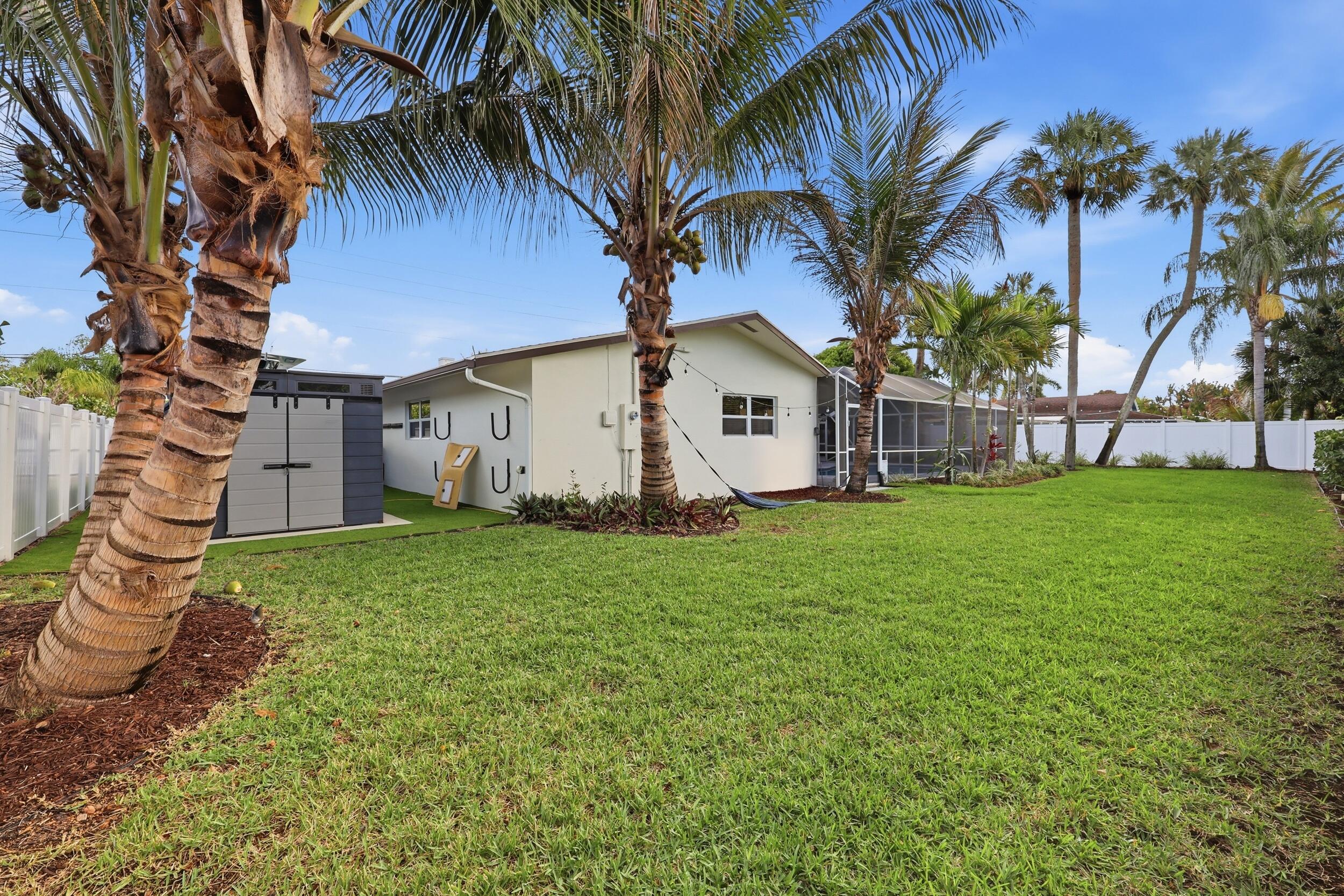 7 River Tequesta, FL 33469