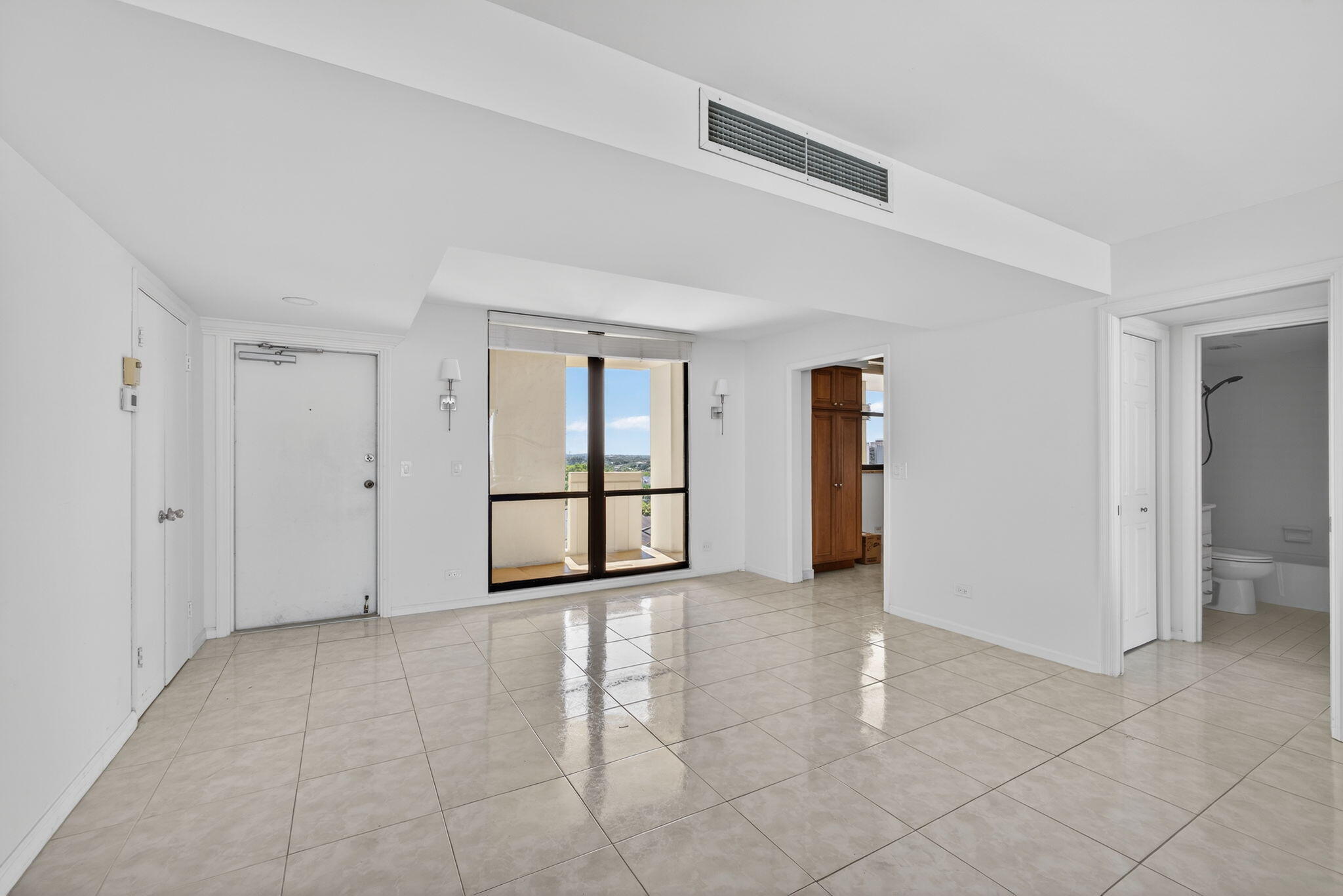 134 Lakeshore #T14 North Palm Beach, FL 33408