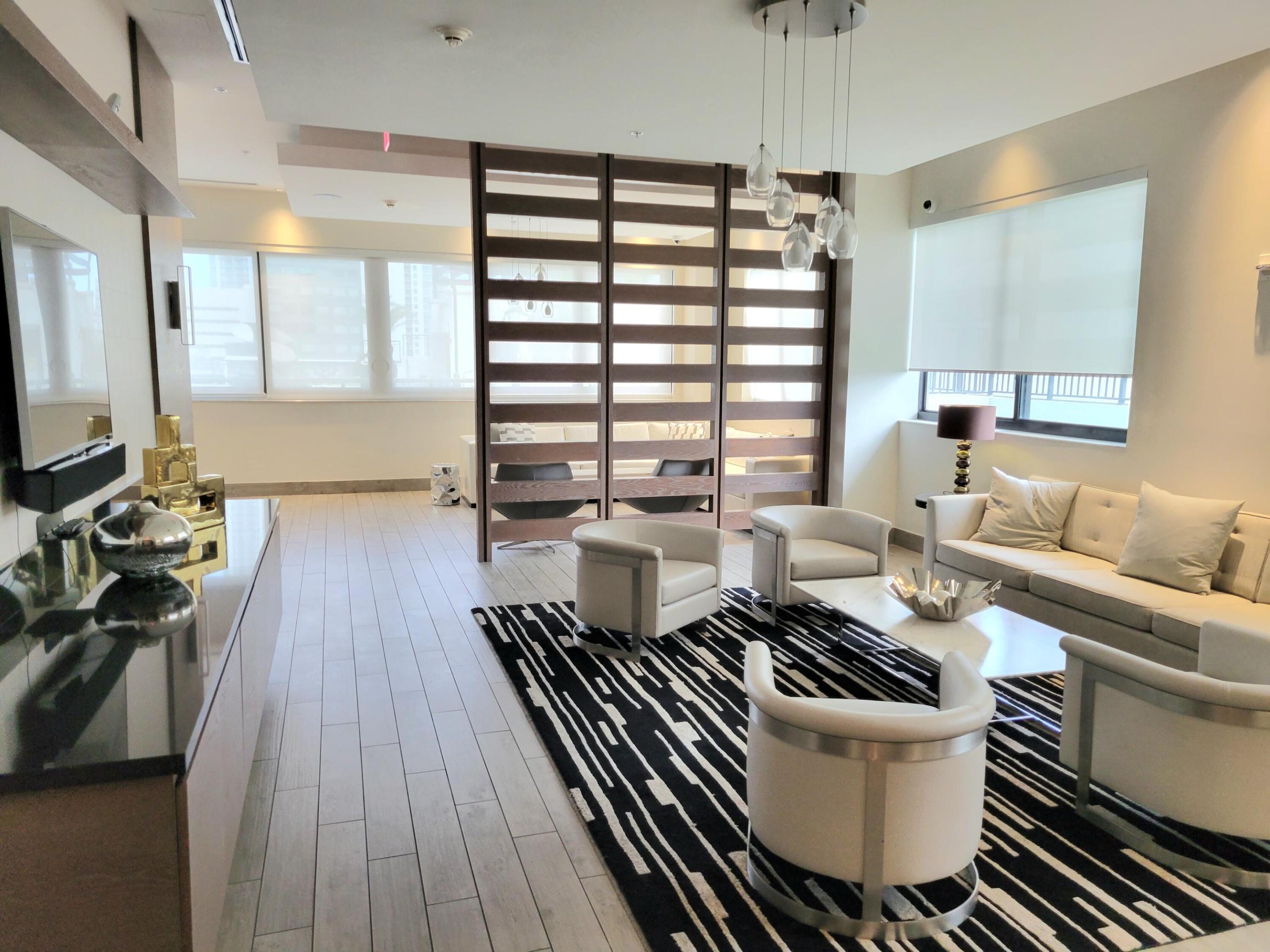 999 SW 1st #1914 Miami, FL 33130