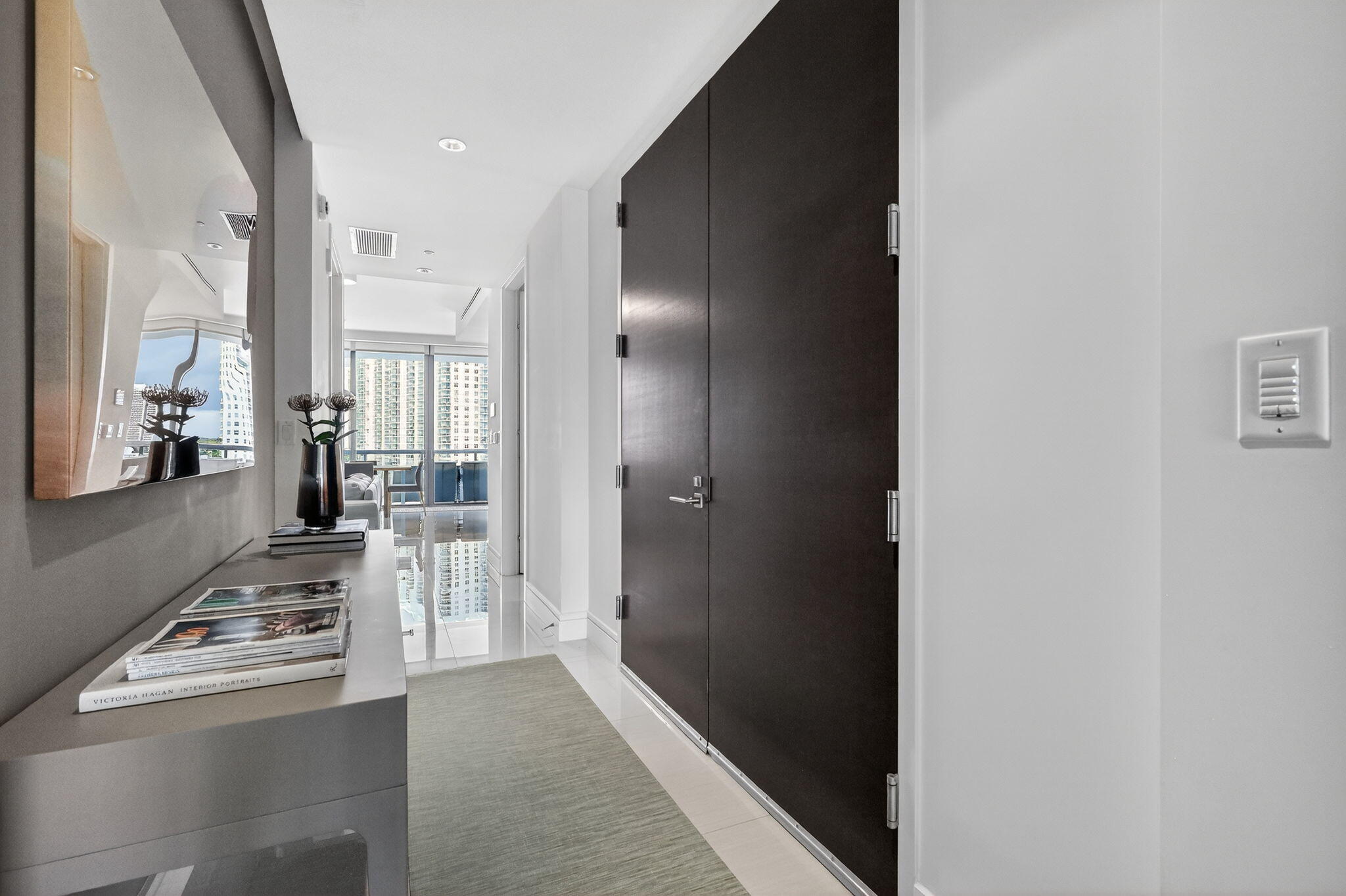 3250 NE 188th #706 Aventura, FL 33180