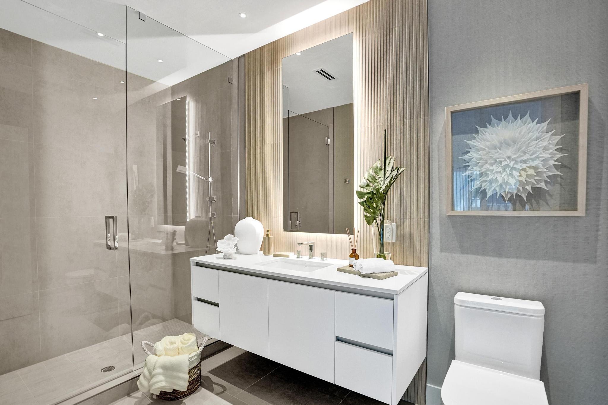 407 N Riverside #503 Pompano Beach, FL 33062