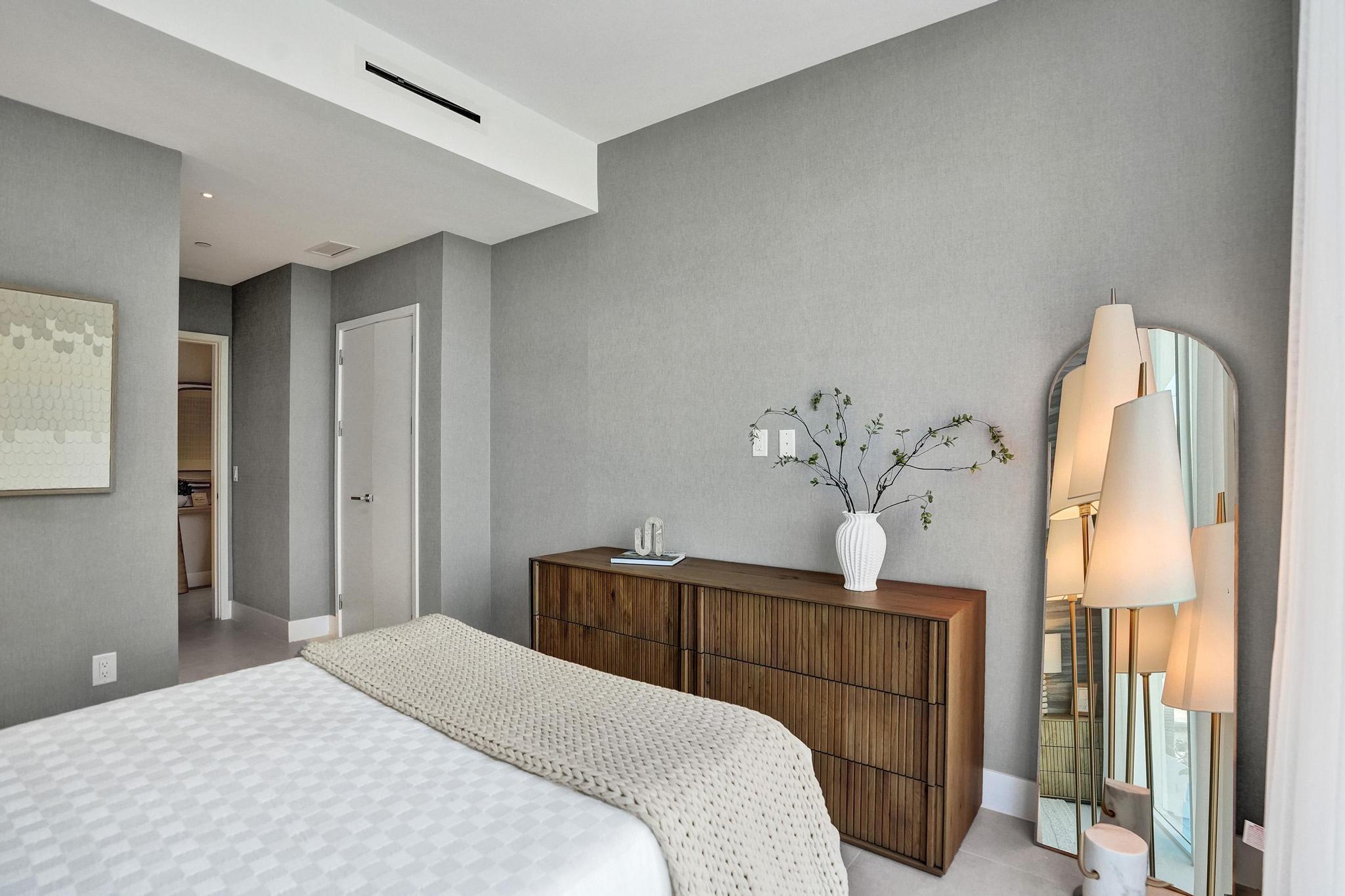 407 N Riverside #503 Pompano Beach, FL 33062