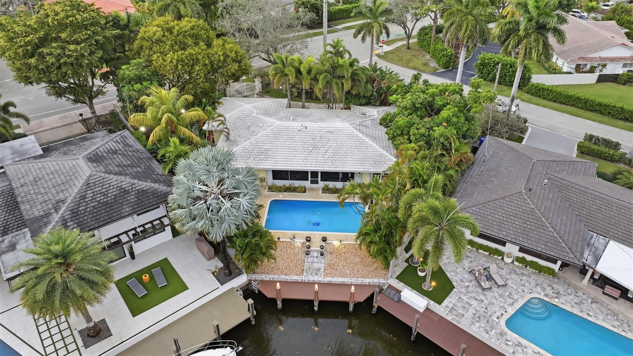 2800 NE 29th Fort Lauderdale, FL 33306