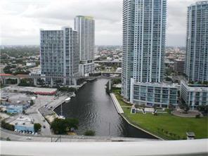 image Brickell on the River North10