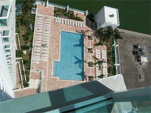 image Brickell on the River North7