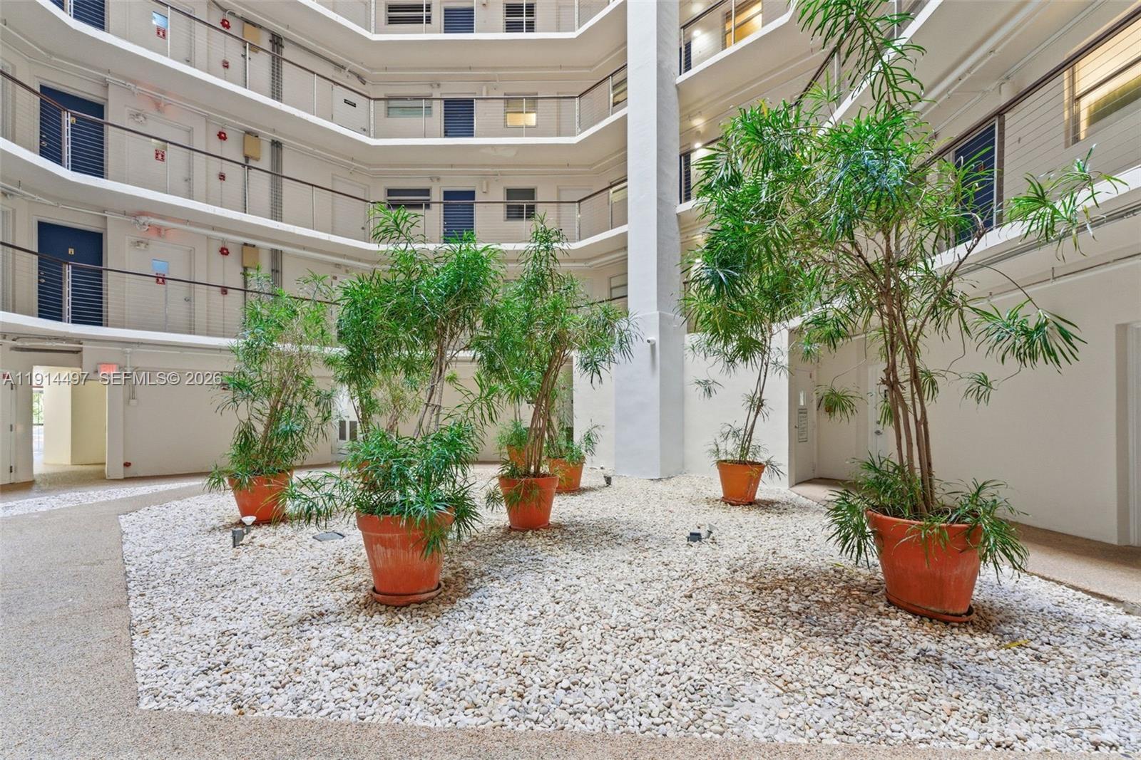 1881 Washington Miami Beach, FL 33139