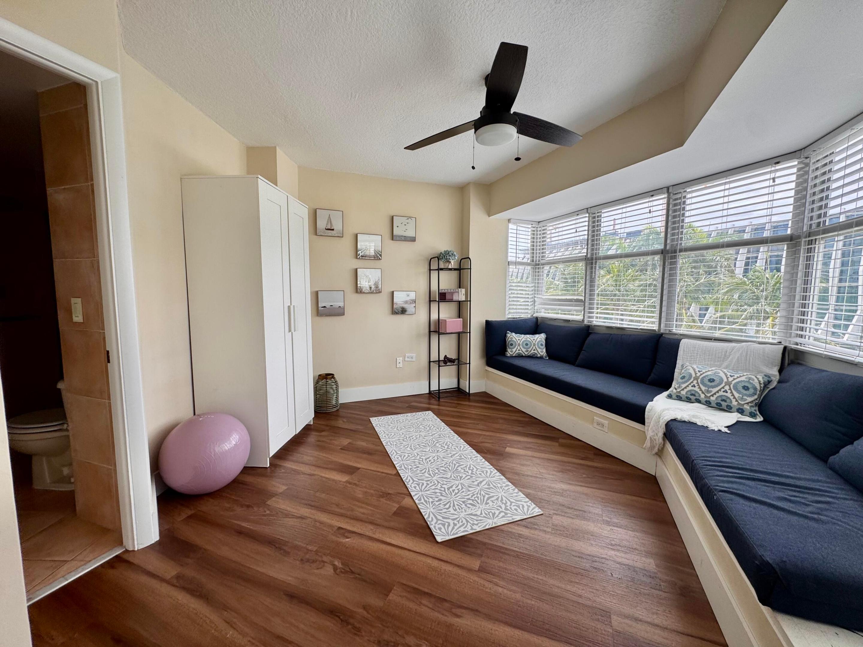 1881 Washington Miami Beach, FL 33139