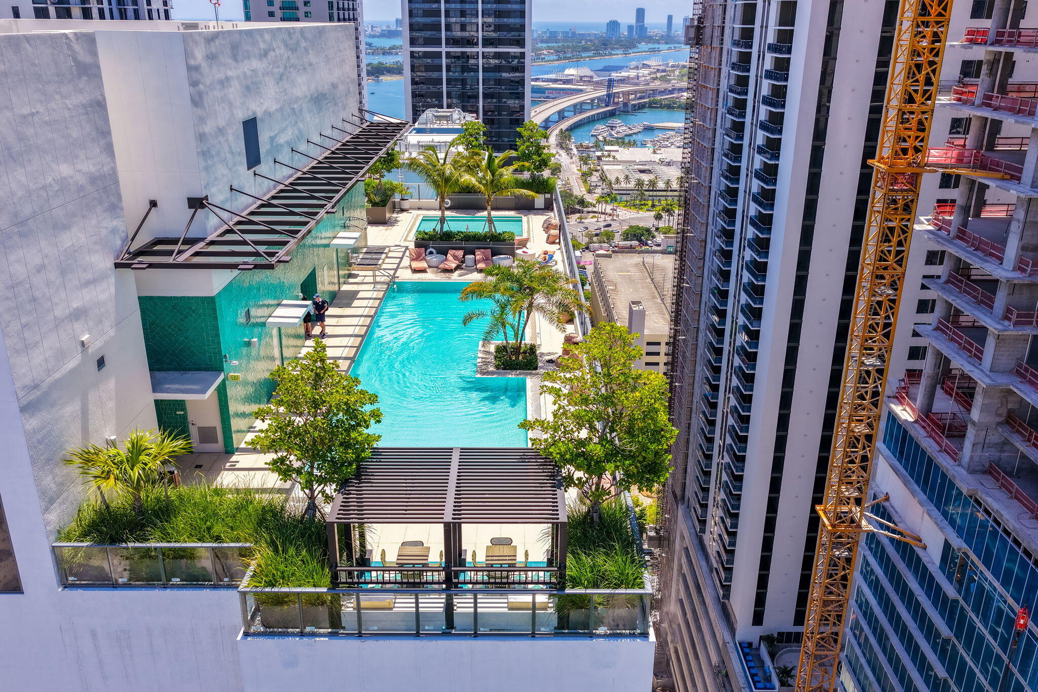 11 NE 6th #1912 Miami, FL 33132