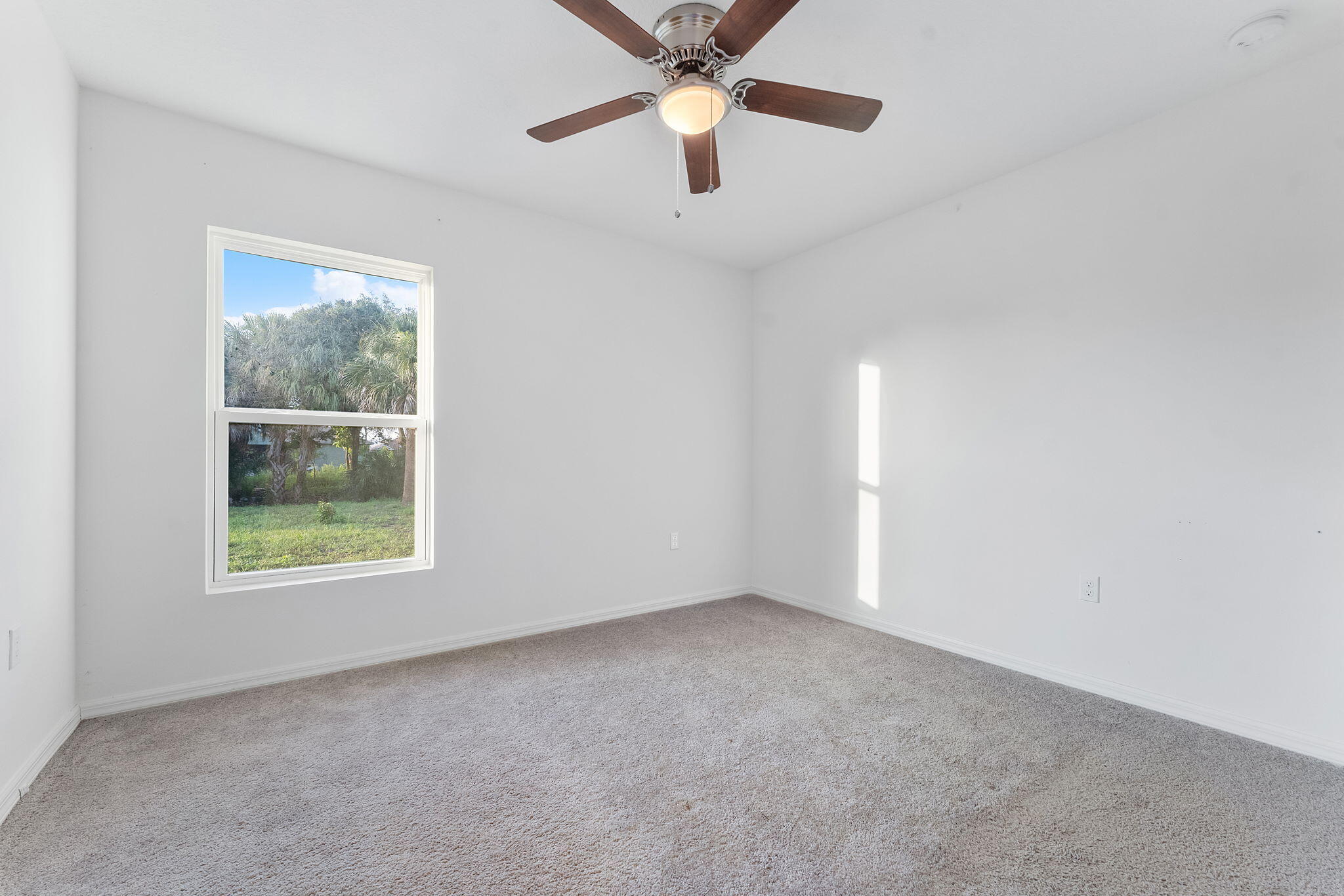 619 SW Hamberland Port St Lucie, FL 34953