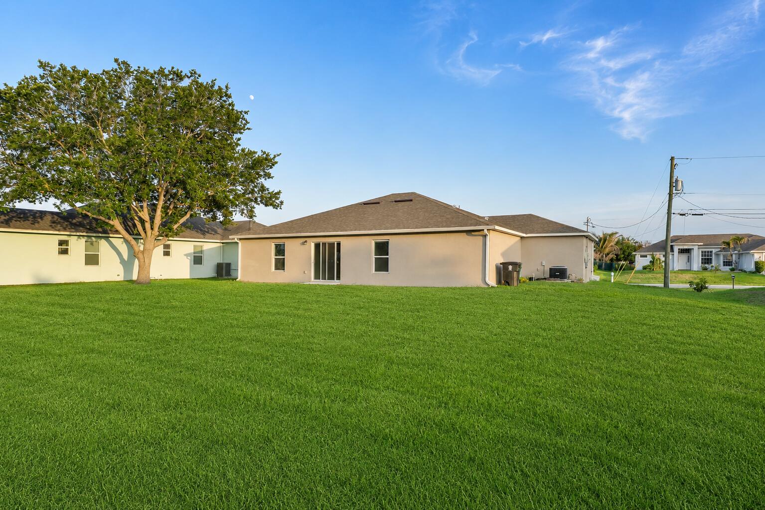 619 SW Hamberland Port St Lucie, FL 34953