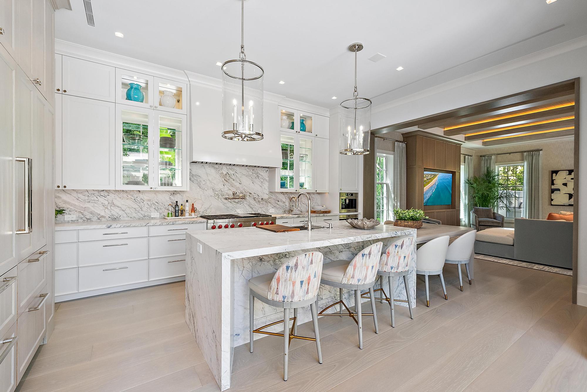 311 Polmer Park Rd Palm Beach, FL 33480