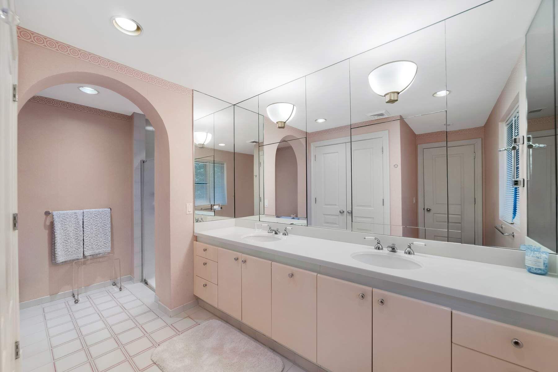 2999 N Ocean Blvd Gulf Stream, FL 33483