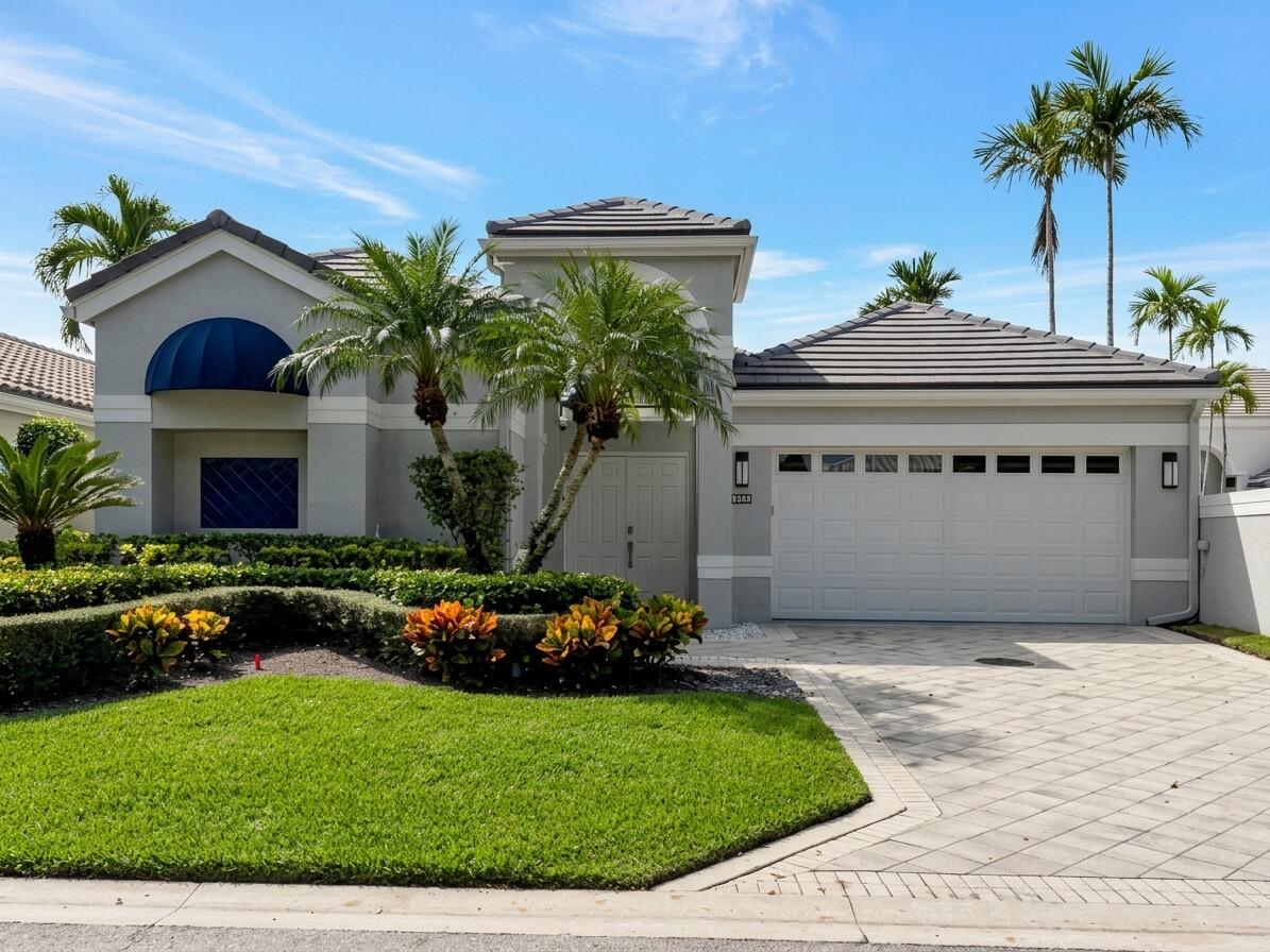 3549 NW Clubside Cir