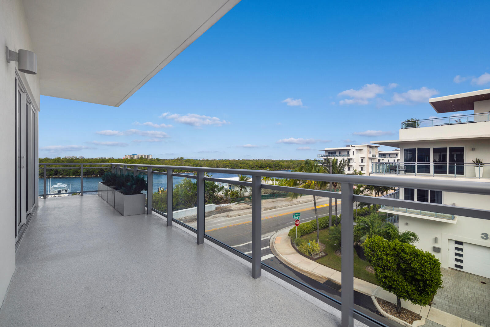 350 Desoto St Hollywood, FL 33019