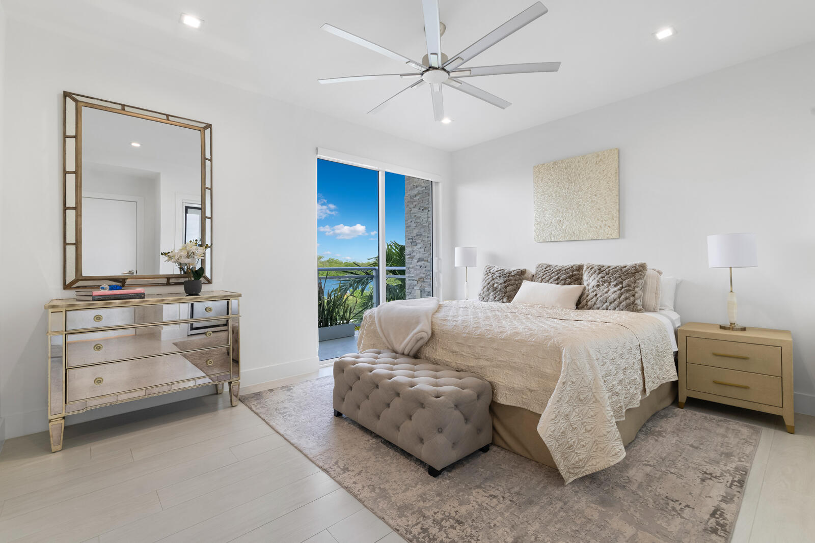 350 Desoto St Hollywood, FL 33019