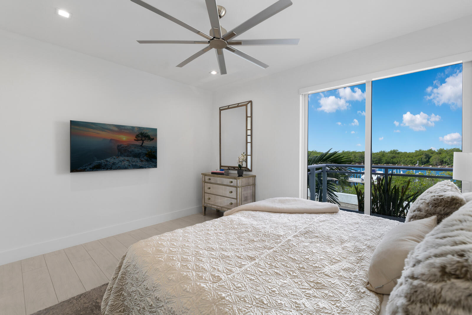350 Desoto St Hollywood, FL 33019
