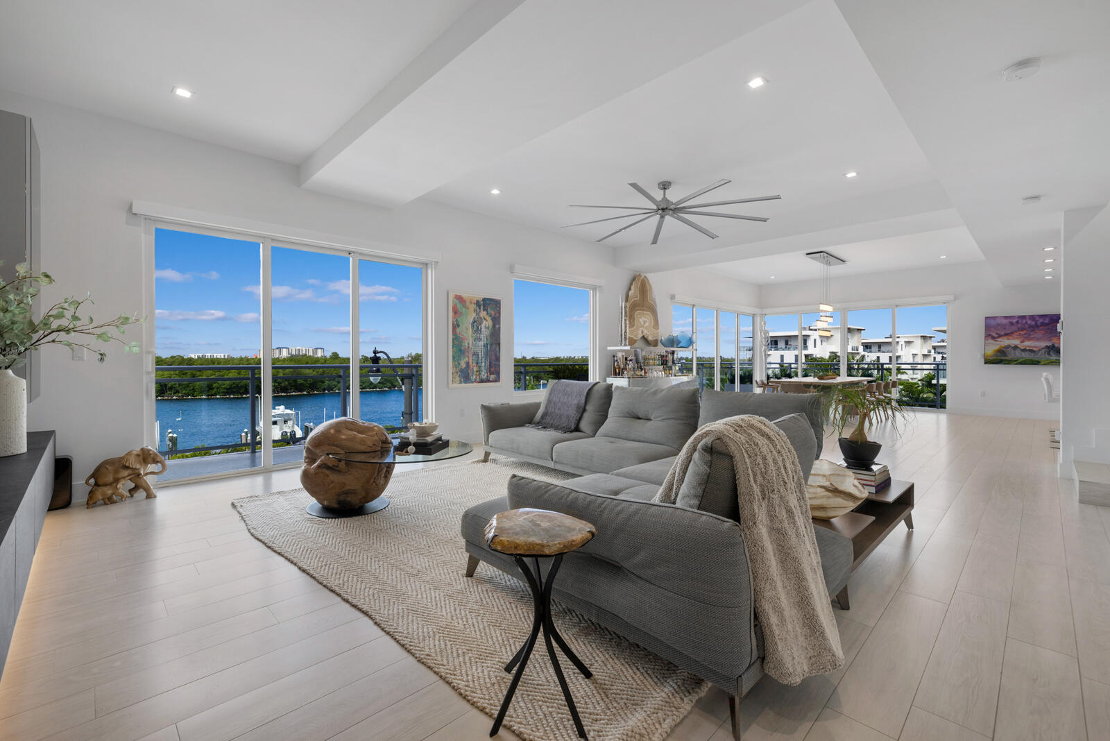 350 Desoto St Hollywood, FL 33019