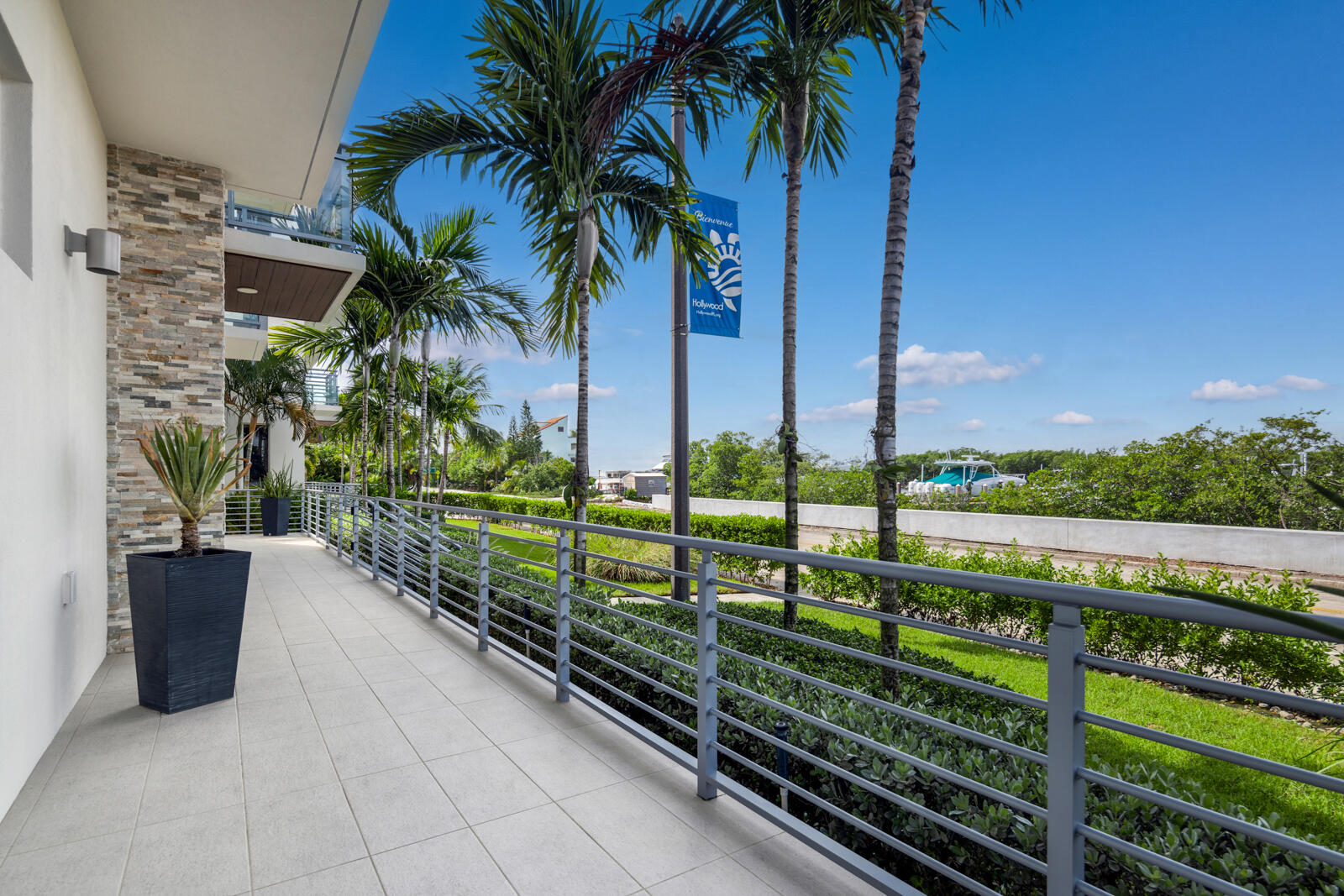 350 Desoto St Hollywood, FL 33019