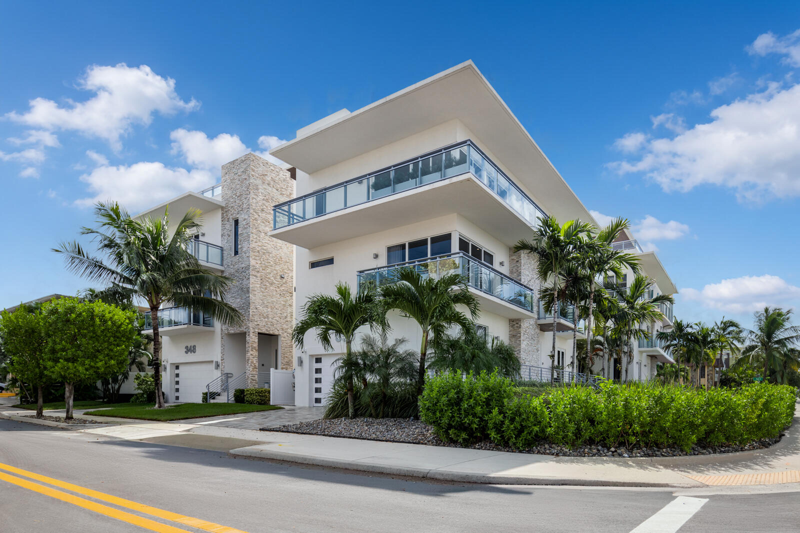 350 Desoto St Hollywood, FL 33019