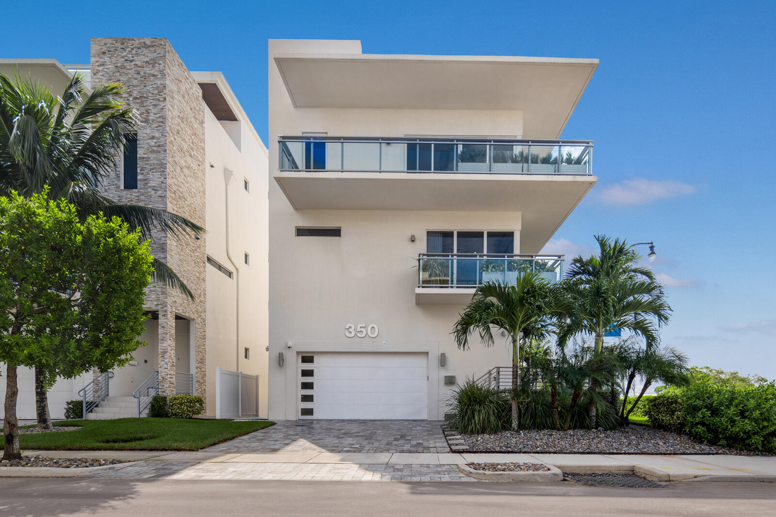 350 Desoto St Hollywood, FL 33019