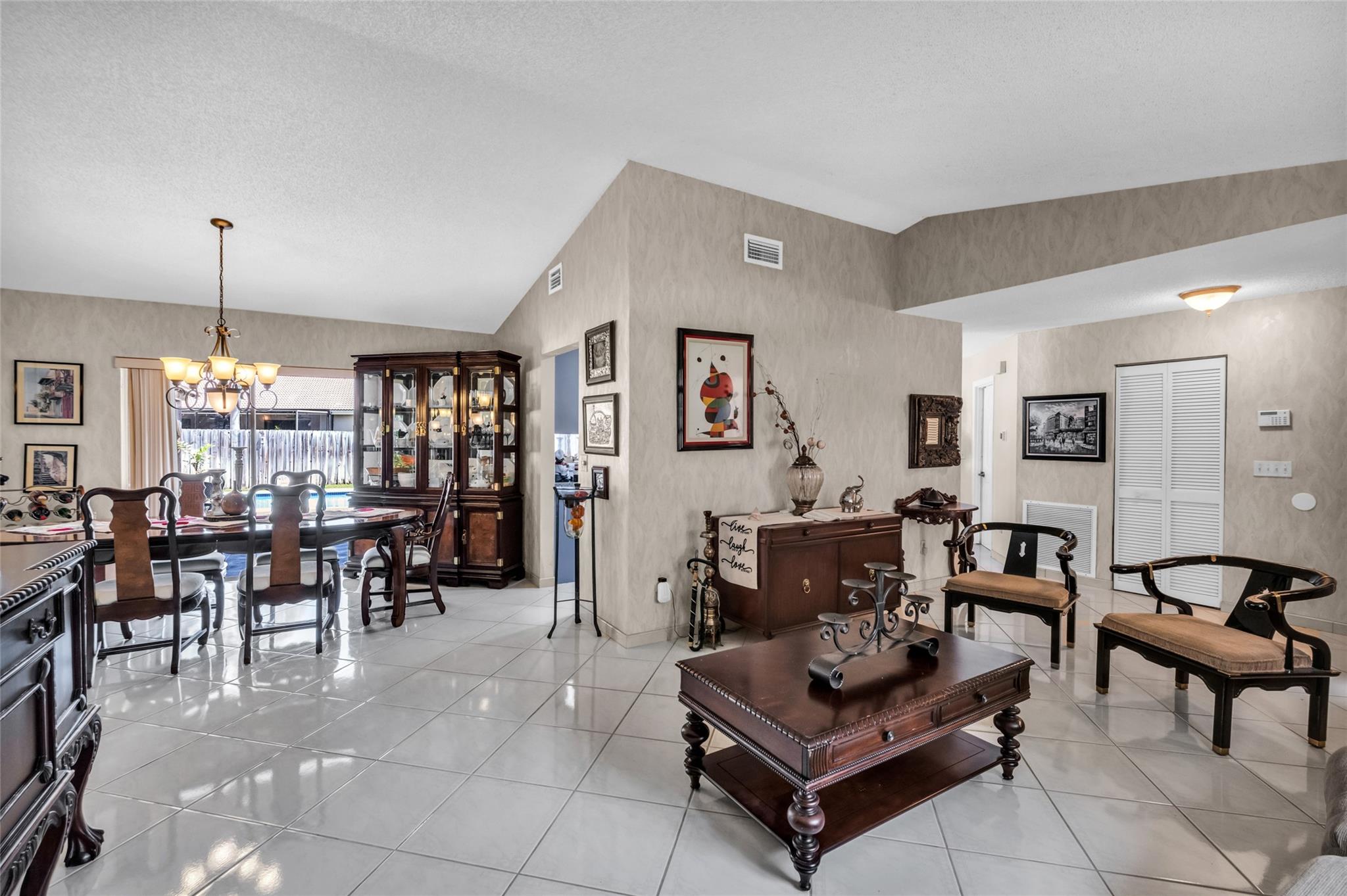 5210 Hawkes Blf Ave,Davie, FL 33331