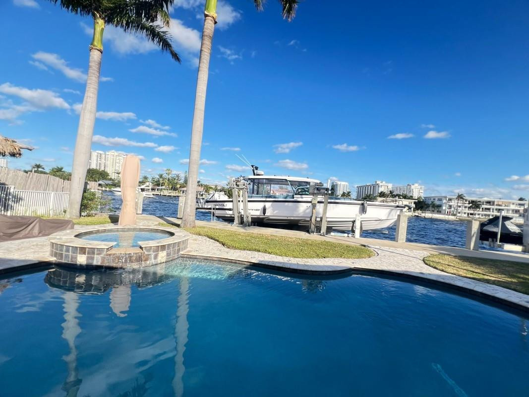 412 SE 28th Pompano Beach, FL 33062