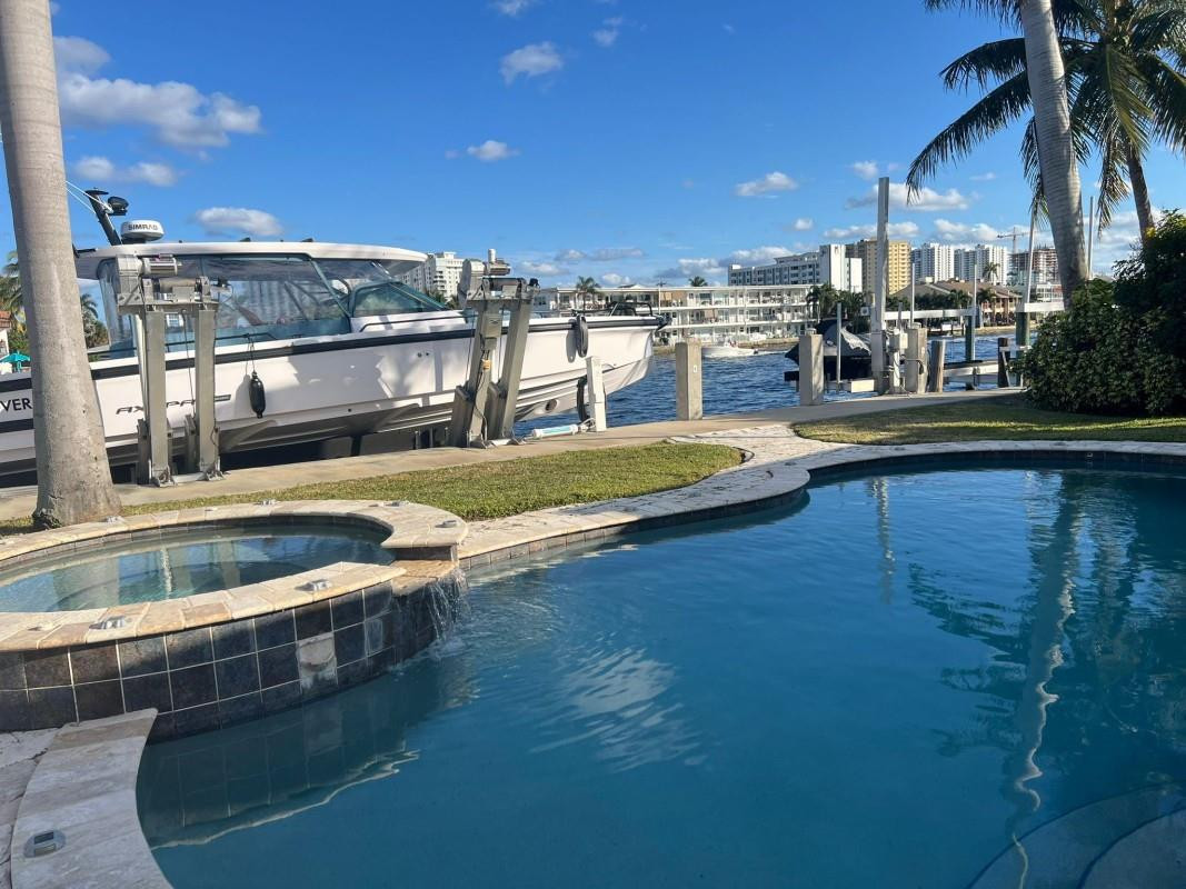 412 SE 28th Pompano Beach, FL 33062
