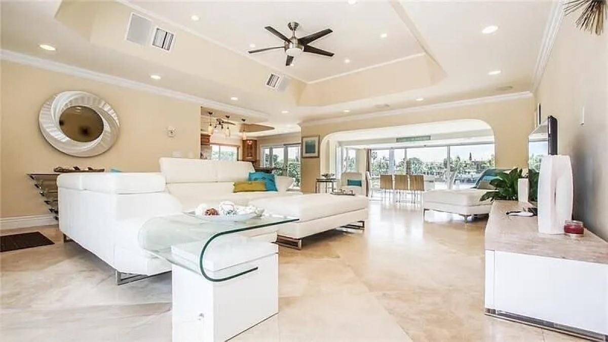 412 SE 28th Pompano Beach, FL 33062