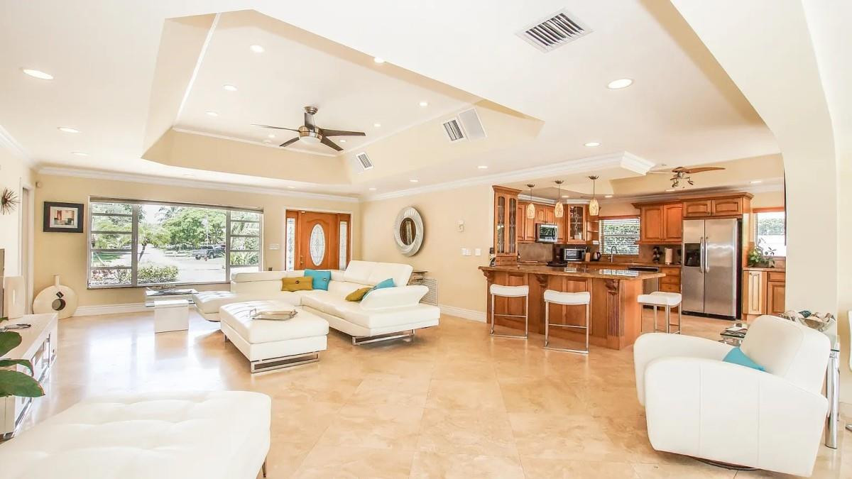 412 SE 28th Pompano Beach, FL 33062