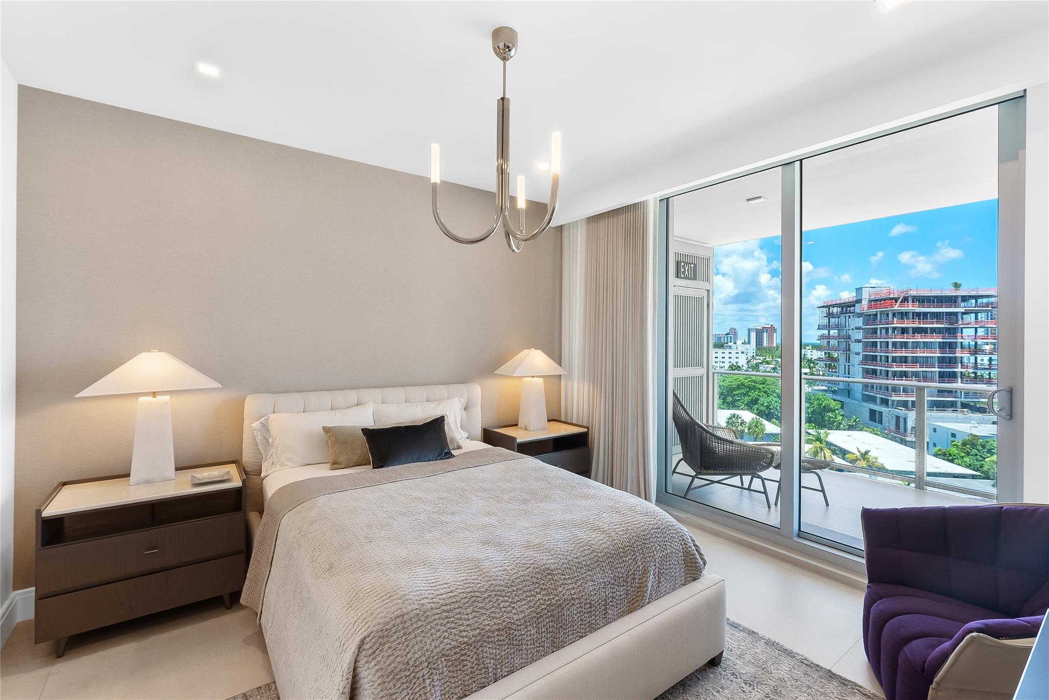 435 Bayshore Dr #702 Fort Lauderdale, FL 33304