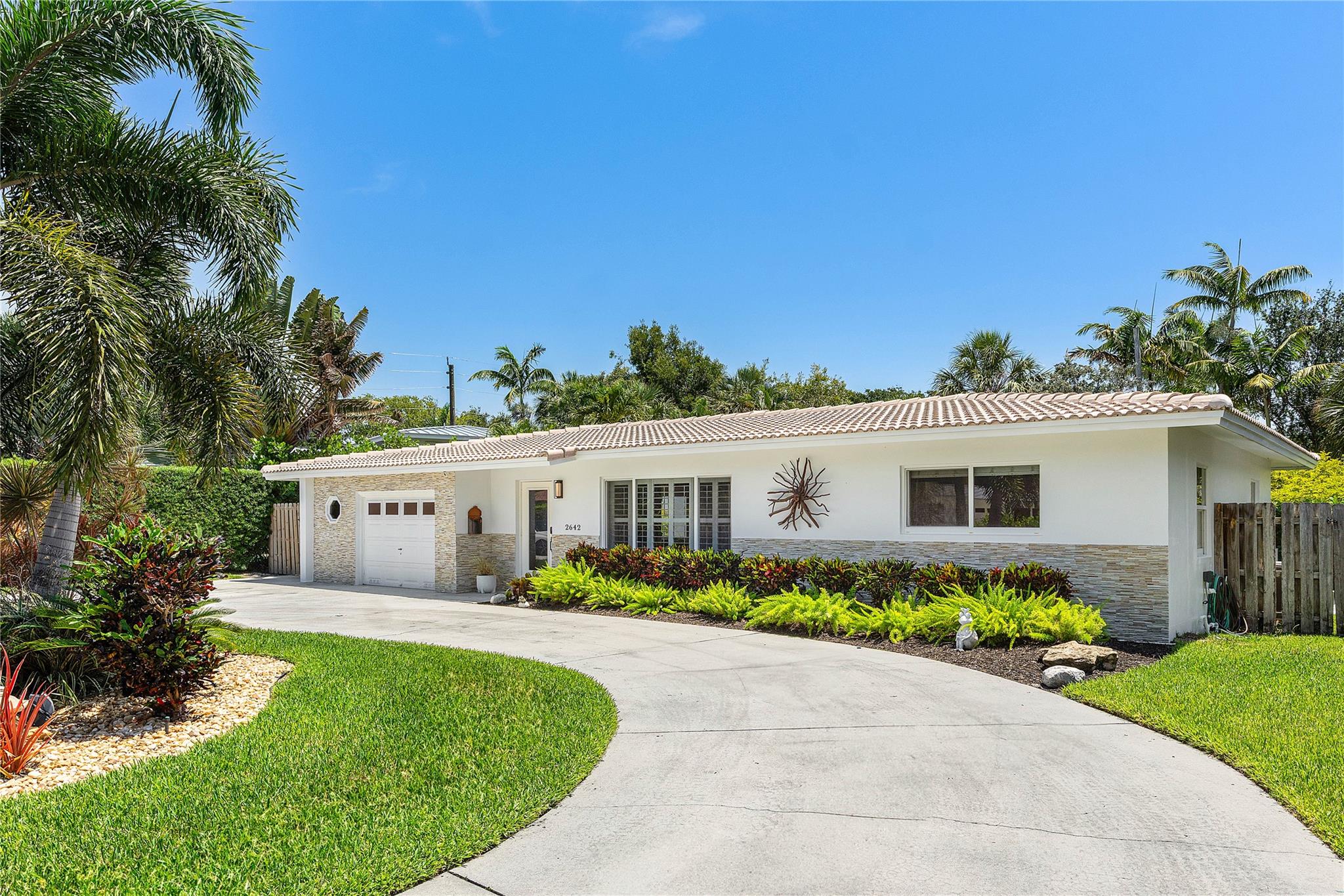 2642 NE 26th Ter,Lighthouse Point, FL 33064